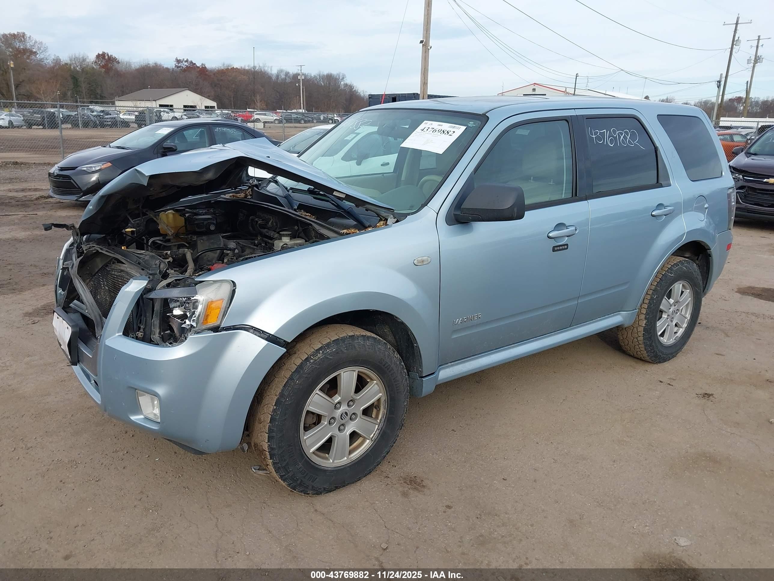 2008 Mercury Mariner VIN 4M2CU91158KJ49155 IAAI salvage auction — Front End, Clear (Indiana), sold $350 on 2025-12-30 (photo 2)