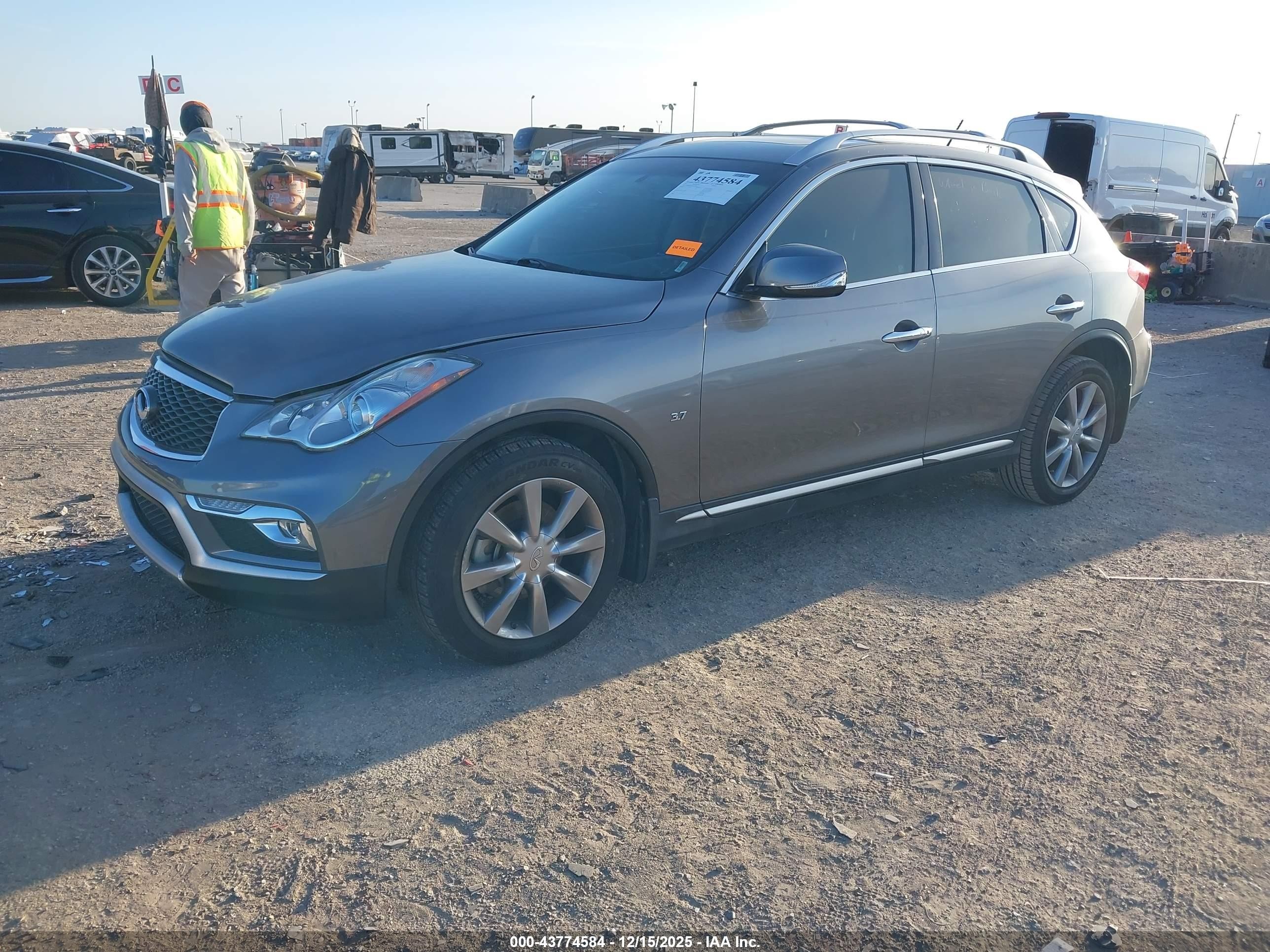 2017 Infiniti Qx50 VIN JN1BJ0RP6HM390261 IAAI salvage auction — Suspension, Salvage (Texas), sold $975 on 2026-10-07 (photo 2)