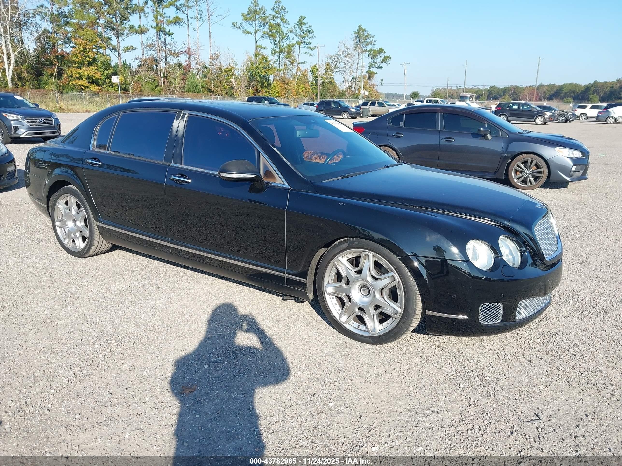 2010 Bentley Continental flying spur VIN SCBBR9ZAXAC063088 IAAI salvage auction — Rear End, Clear (Florida), sold $10,250 on 2025-12-02 (photo 1)