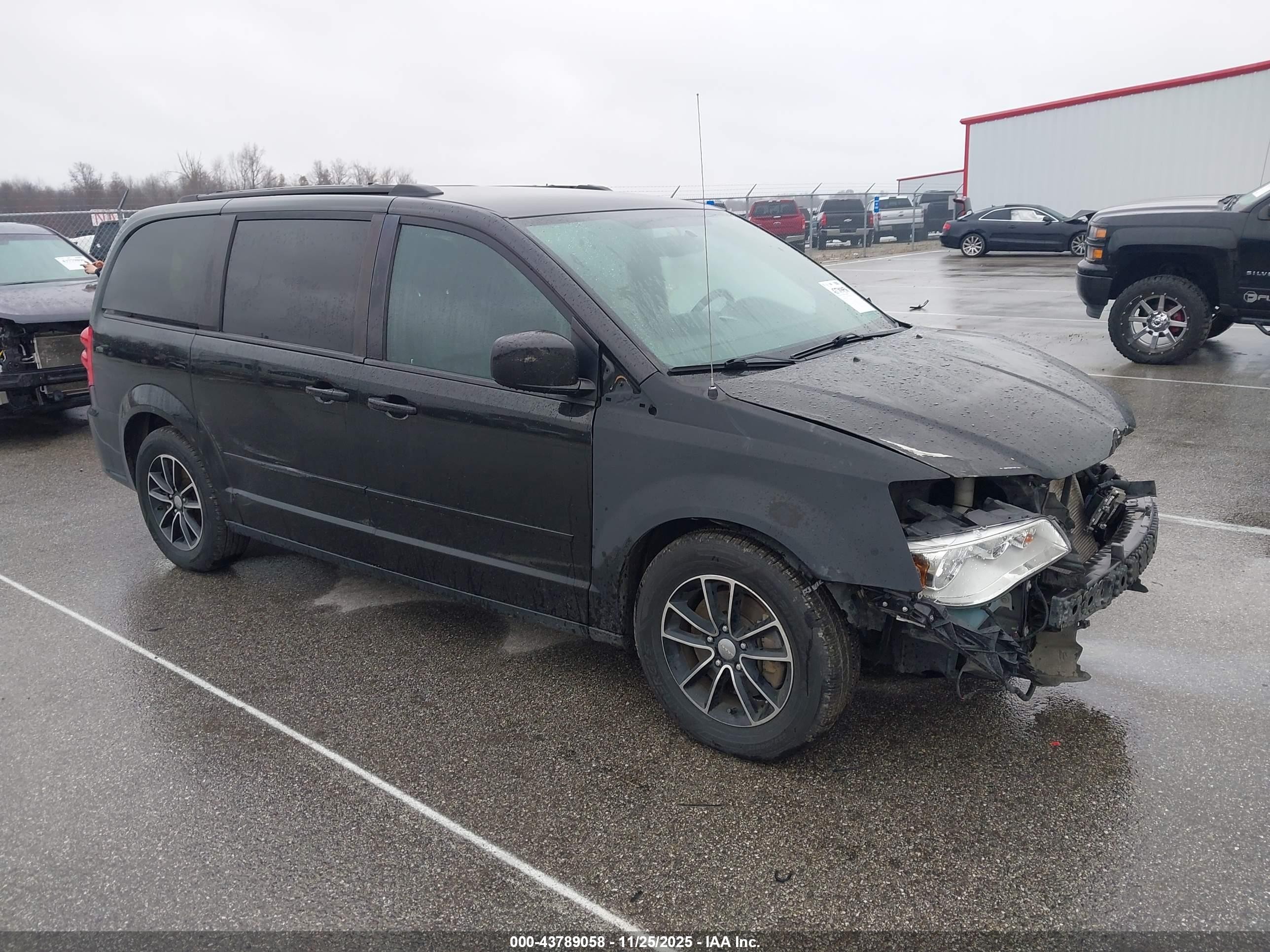 2017 Dodge Caravan VIN 2C4RDGEG7HR674738 IAAI salvage auction — Front End, Salvage (Indiana), sold $375 on 2026-09-03 (photo 1)