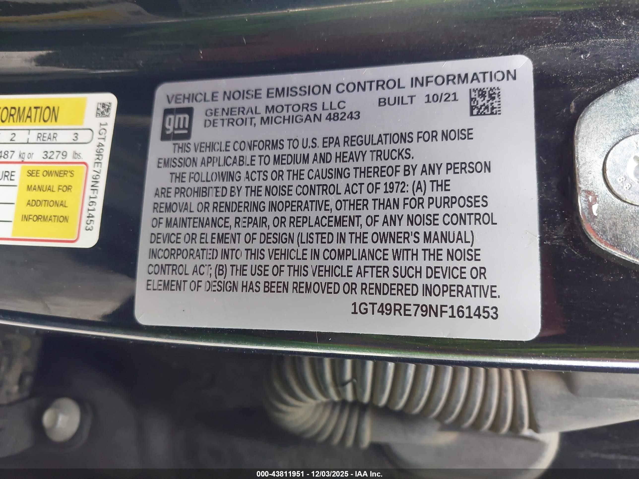 2022 Gmc SIERRA VIN 1GT49RE79NF161453 IAAI salvage auction — Front & Rear, Salvage (California), sold $16,800 on 2025-12-29 (photo 9)