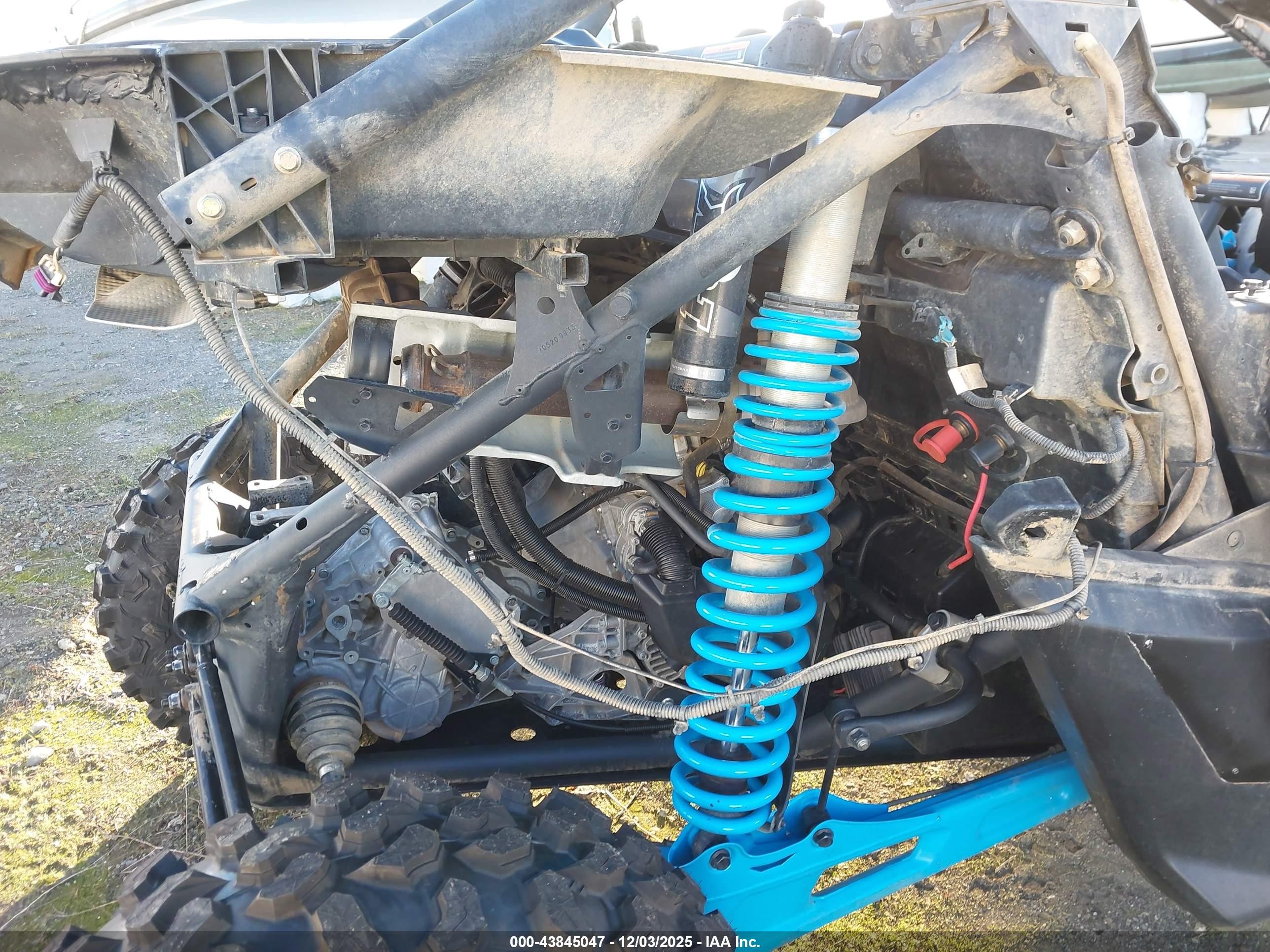 2022 Can-am/ brp Maverick VIN 3JBVMAY27NE000214 IAAI salvage auction — Front End, Salvage (California), sold $5,250 on 2026-05-21 (photo 8)