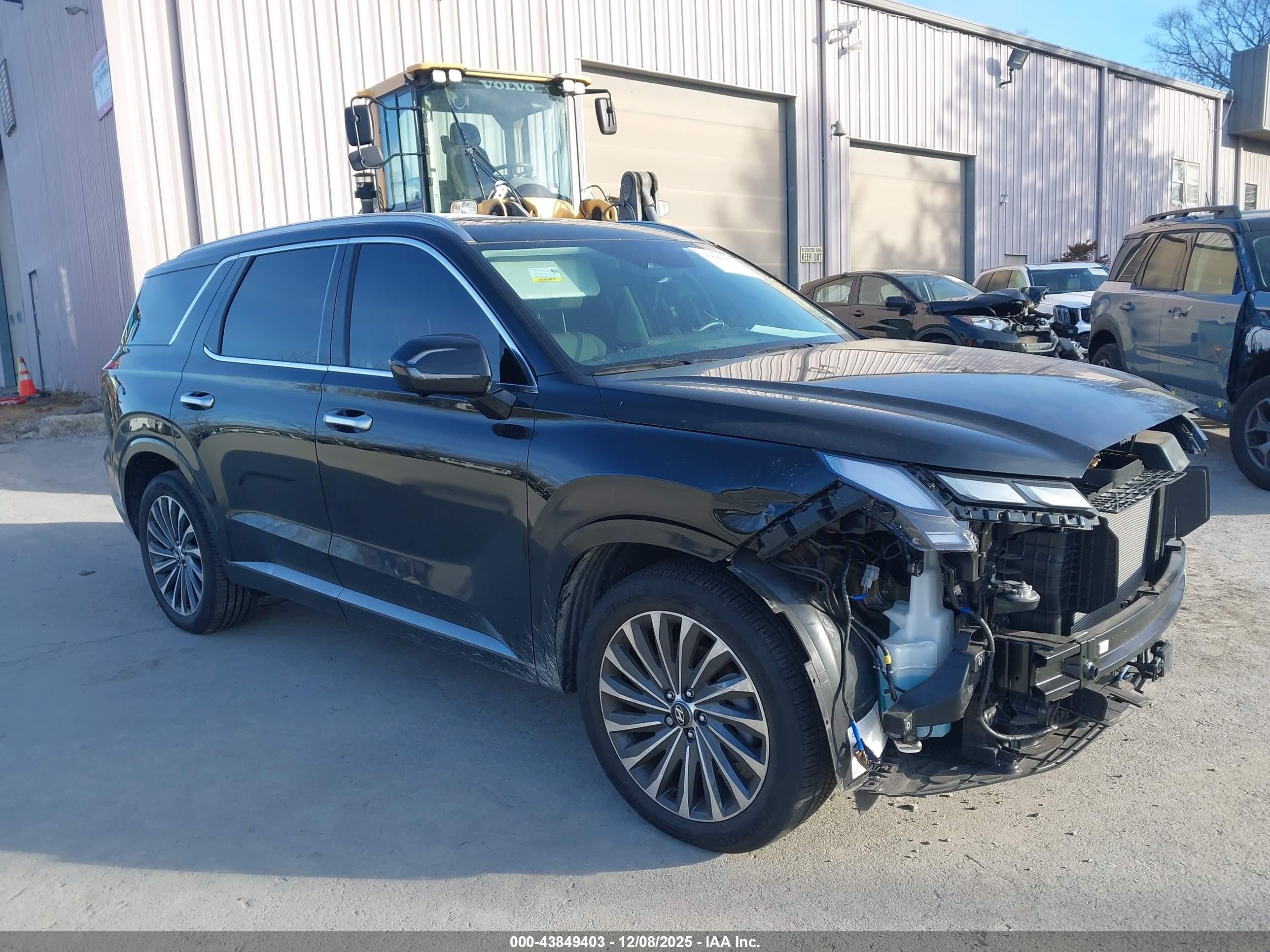 2025 Hyundai Palisade VIN KM8R7DGE6SU914496 — IAAI salvage auction photo