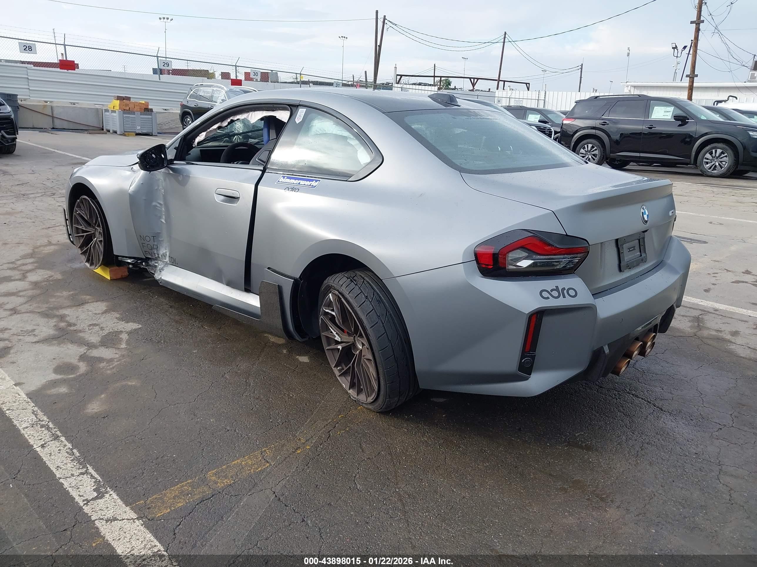 2025 BMW M2 VIN 3MF23DM0XS8F81417 IAAI salvage auction — Side, Salvage (California), sold $26,175 on 2026-08-12 (photo 3)