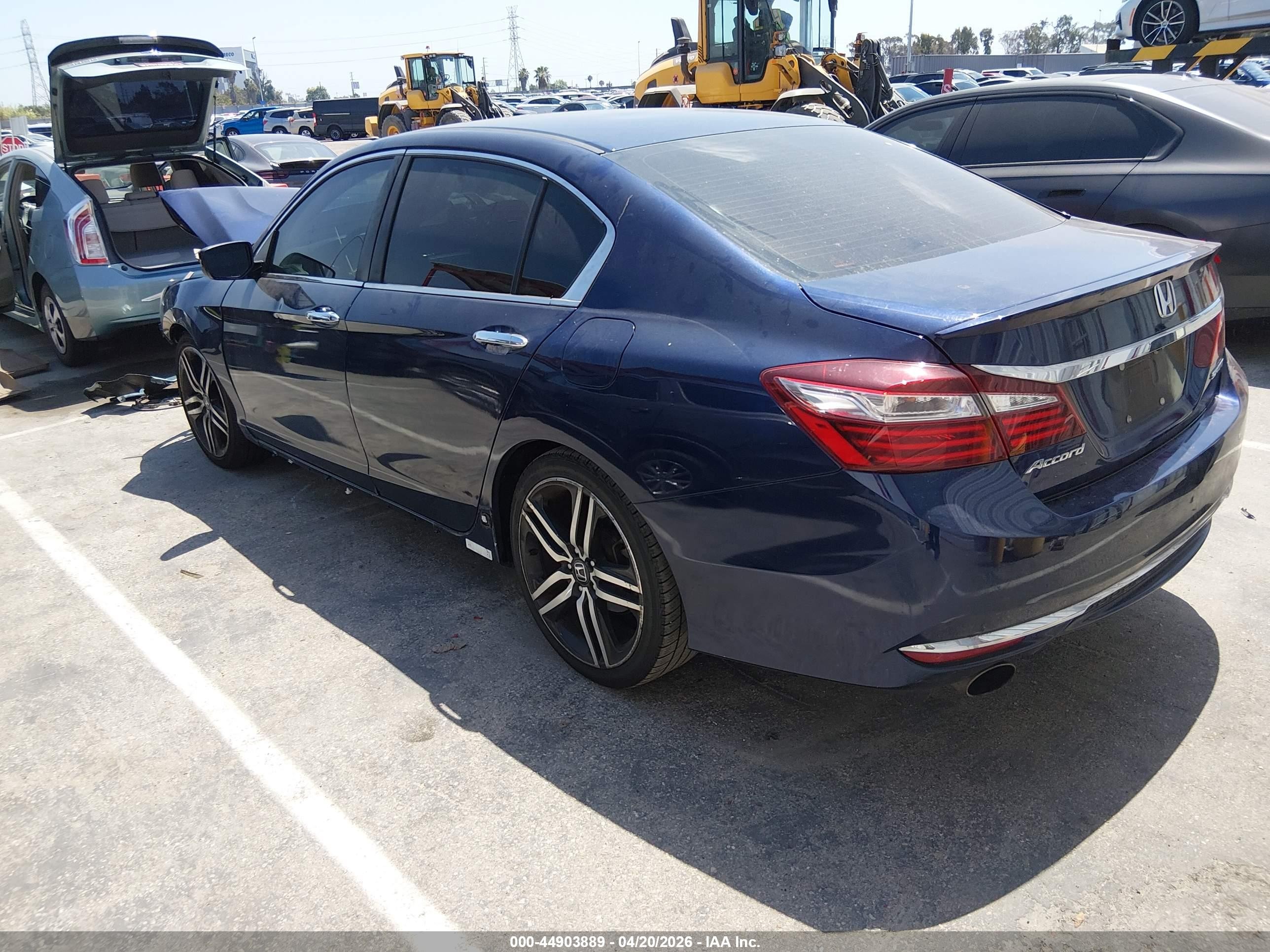 2017 Honda Accord VIN 1HGCR2F54HA137337 IAAI salvage auction — Front End, Salvage (California), sold $2,050 on 2026-07-09 (photo 3)