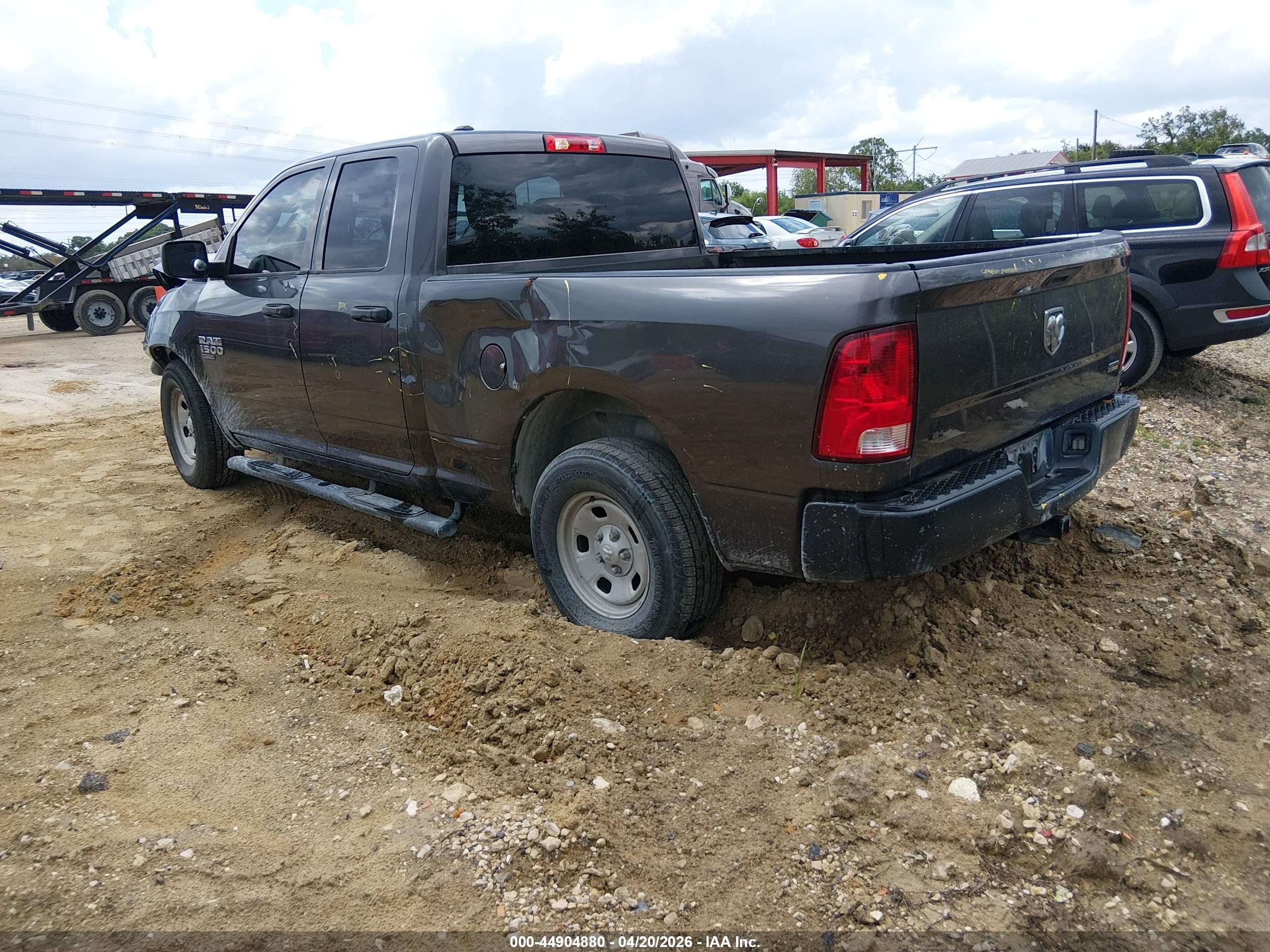 2019 Ram 1500 VIN 1C6RR6FG1KS711113 IAAI salvage auction — Front End, Salvage (Tennessee), sold $1,950 on 2026-06-20 (photo 3)