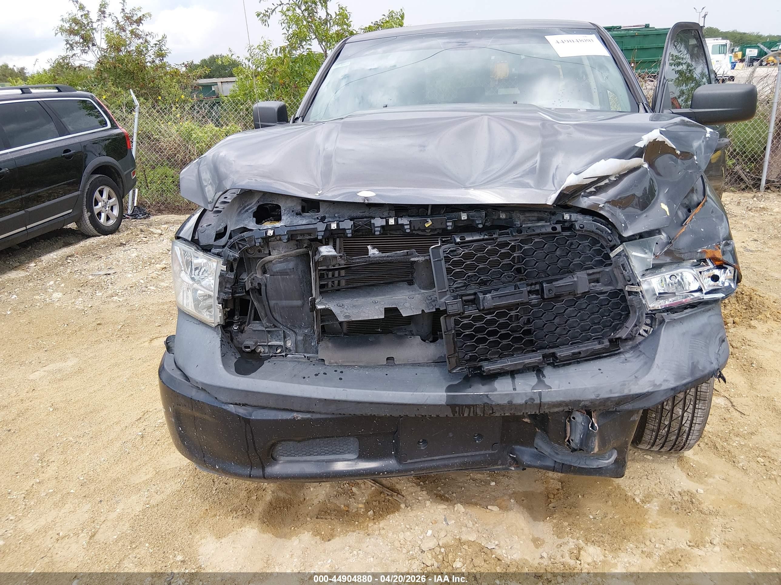 2019 Ram 1500 VIN 1C6RR6FG1KS711113 IAAI salvage auction — Front End, Salvage (Tennessee), sold $1,950 on 2026-06-20 (photo 6)