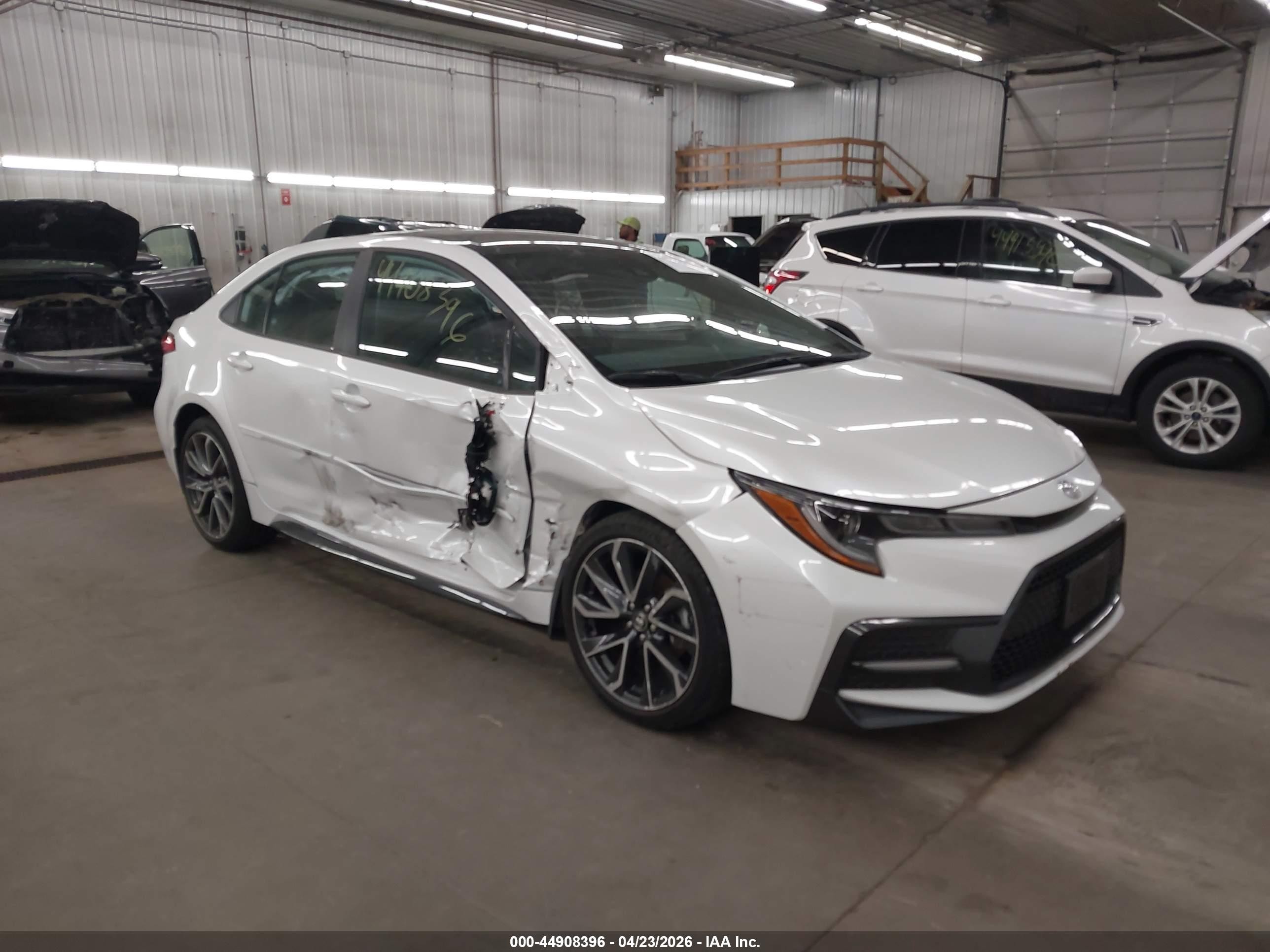 2022 Toyota Corolla VIN 5YFP4MCE4NP122567 — IAAI salvage auction photo