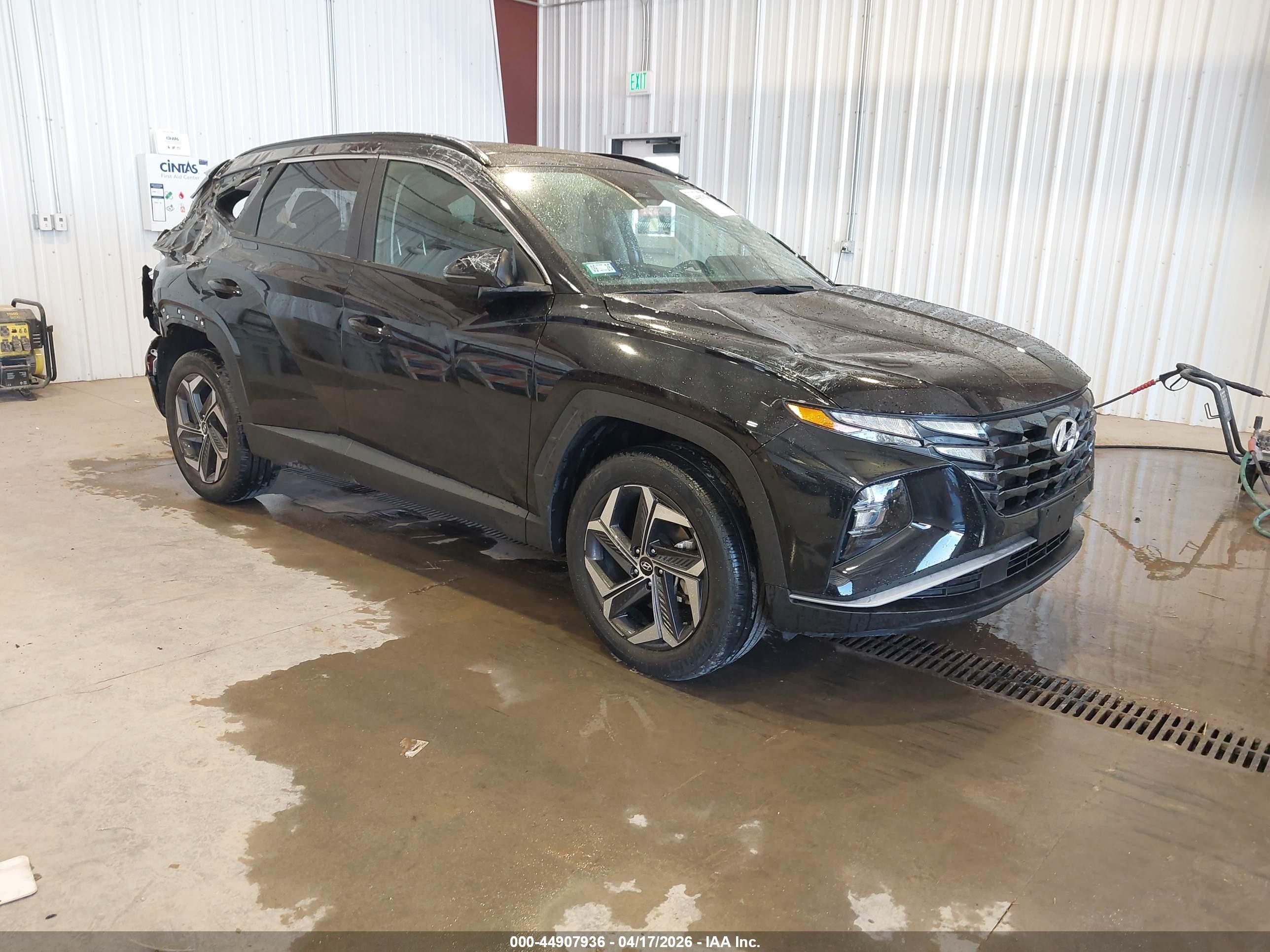 2022 Hyundai Tucson Hybrid VIN KM8JFCA18NU056503 — IAAI salvage auction photo