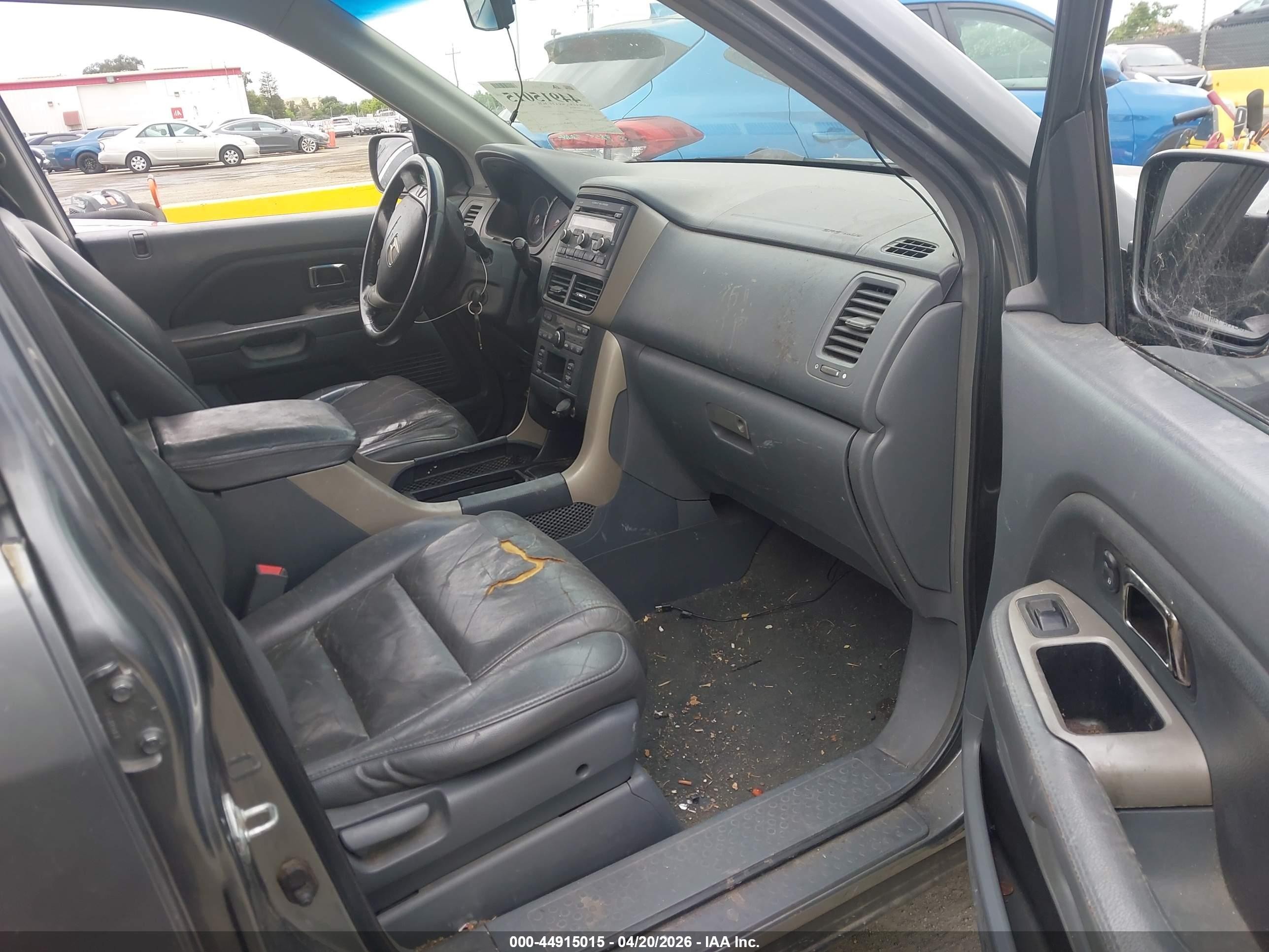 2008 Honda Pilot VIN 5FNYF28508B003104 IAAI salvage auction — Normal Wear, App For Dup Clear (California), sold $400 on 2026-07-09 (photo 5)