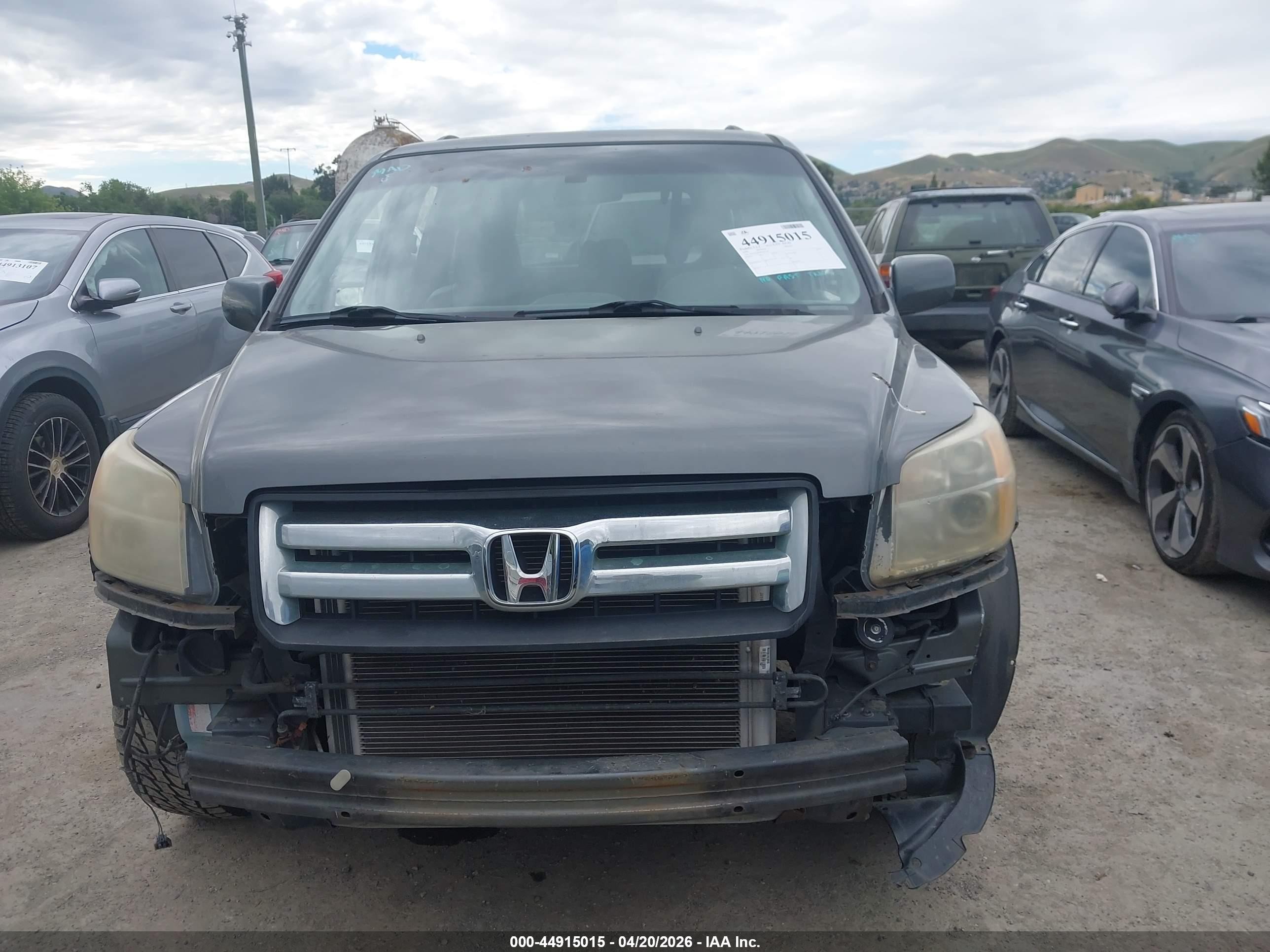 2008 Honda Pilot VIN 5FNYF28508B003104 IAAI salvage auction — Normal Wear, App For Dup Clear (California), sold $400 on 2026-07-09 (photo 6)