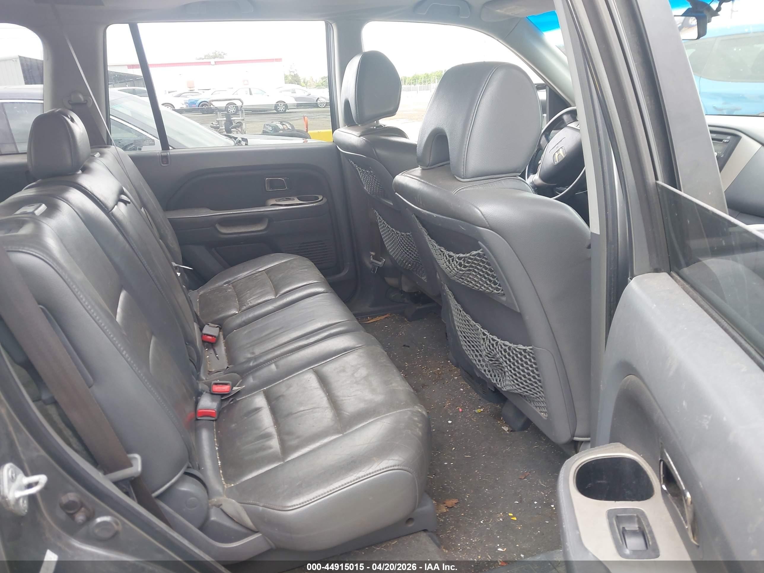 2008 Honda Pilot VIN 5FNYF28508B003104 IAAI salvage auction — Normal Wear, App For Dup Clear (California), sold $400 on 2026-07-09 (photo 8)