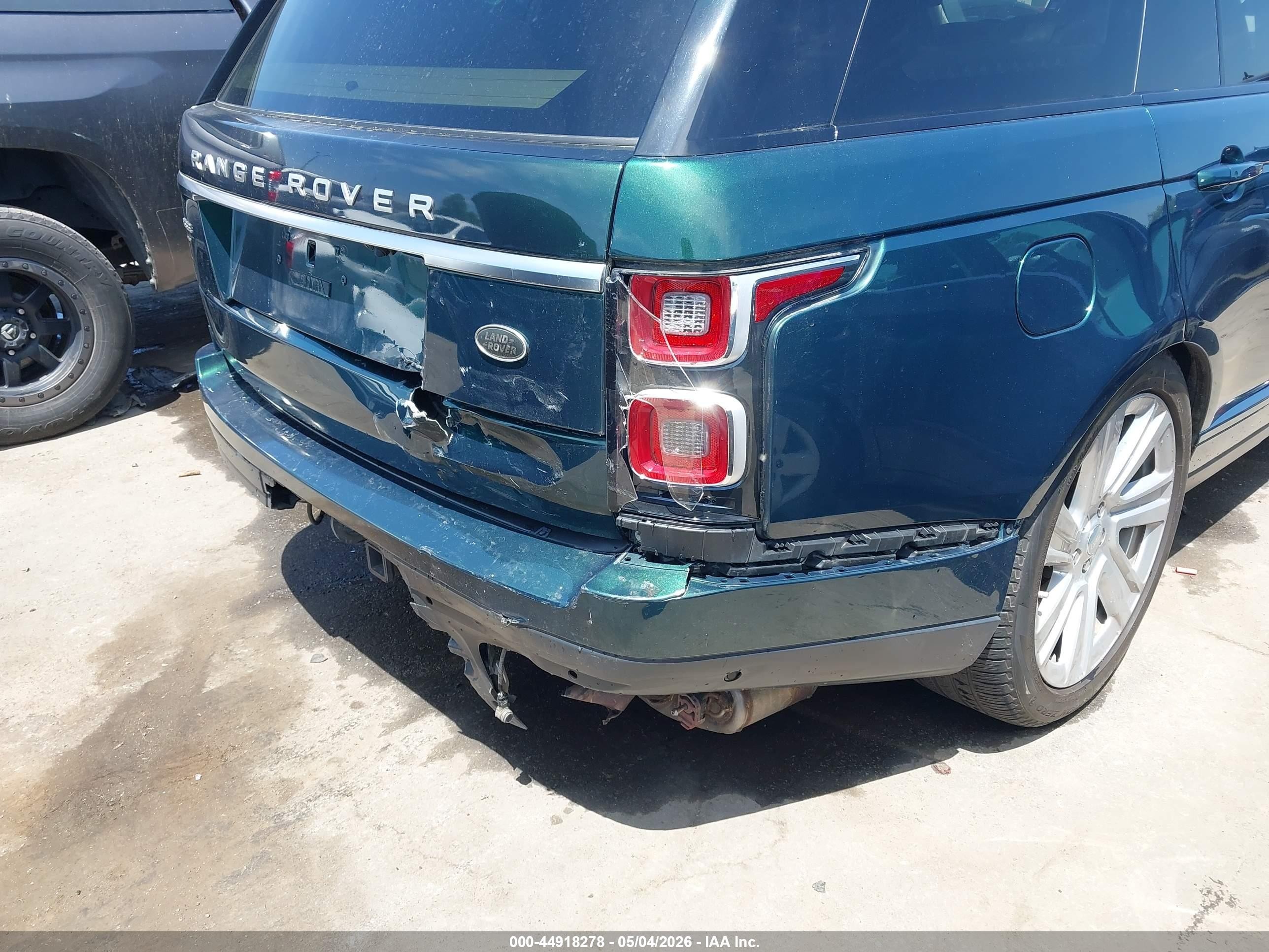 2020 Land rover RANGE ROVER VIN SALGS2RU8LA575884 IAAI salvage auction — Rear End, Salvage (North Carolina), sold $18,000 on 2026-09-08 (photo 6)