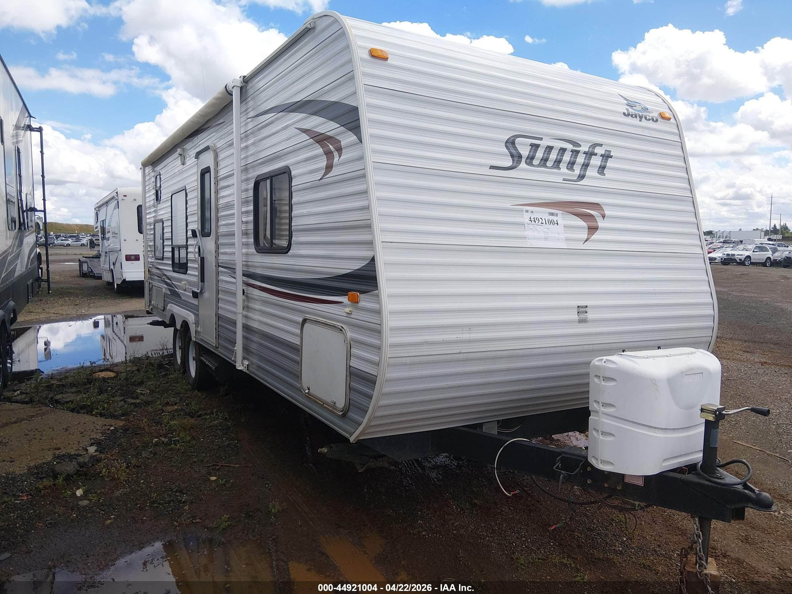 2012 Jayco Jay flight VIN 1UJBJ0BN3C77B0080 IAAI salvage auction — Theft, Salvage (California), sold $1,000 on 2026-09-16 (photo 1)