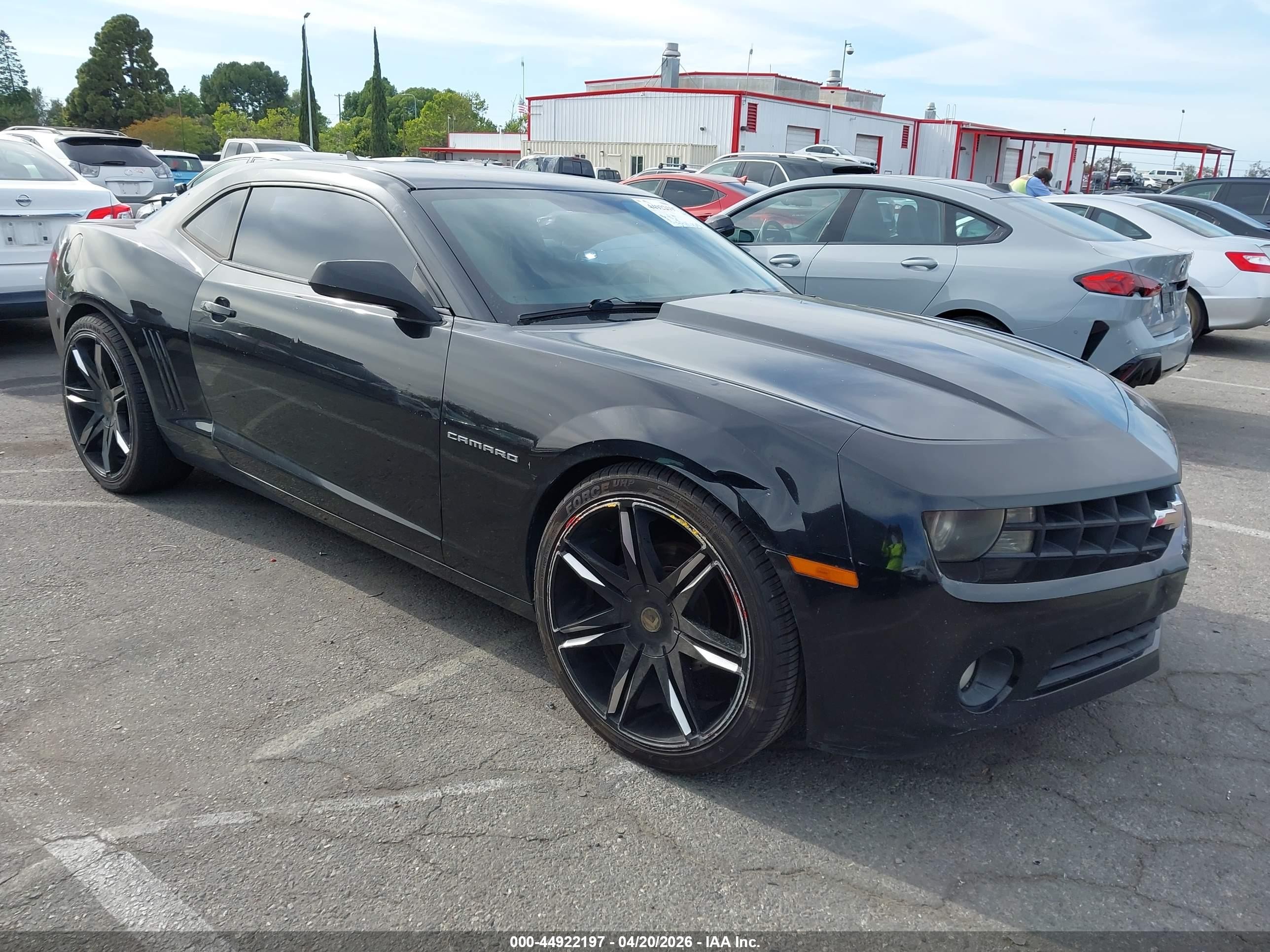 2013 Chevrolet Camaro VIN 2G1FB1E3XD9128876 IAAI salvage auction — Normal Wear, Salvage (Idaho), sold $2,375 on 2026-07-09 (photo 1)