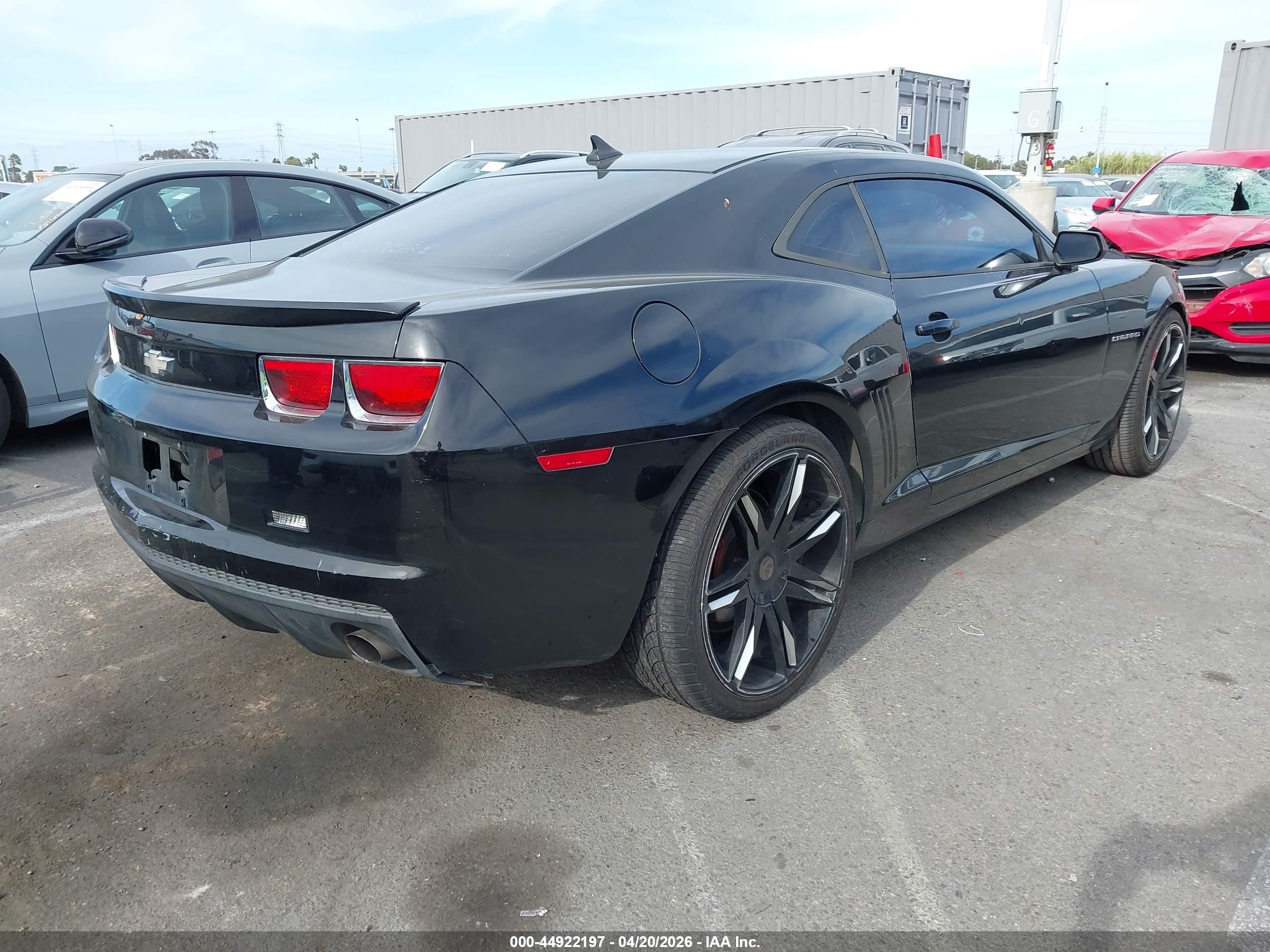 2013 Chevrolet Camaro VIN 2G1FB1E3XD9128876 IAAI salvage auction — Normal Wear, Salvage (Idaho), sold $2,375 on 2026-07-09 (photo 4)