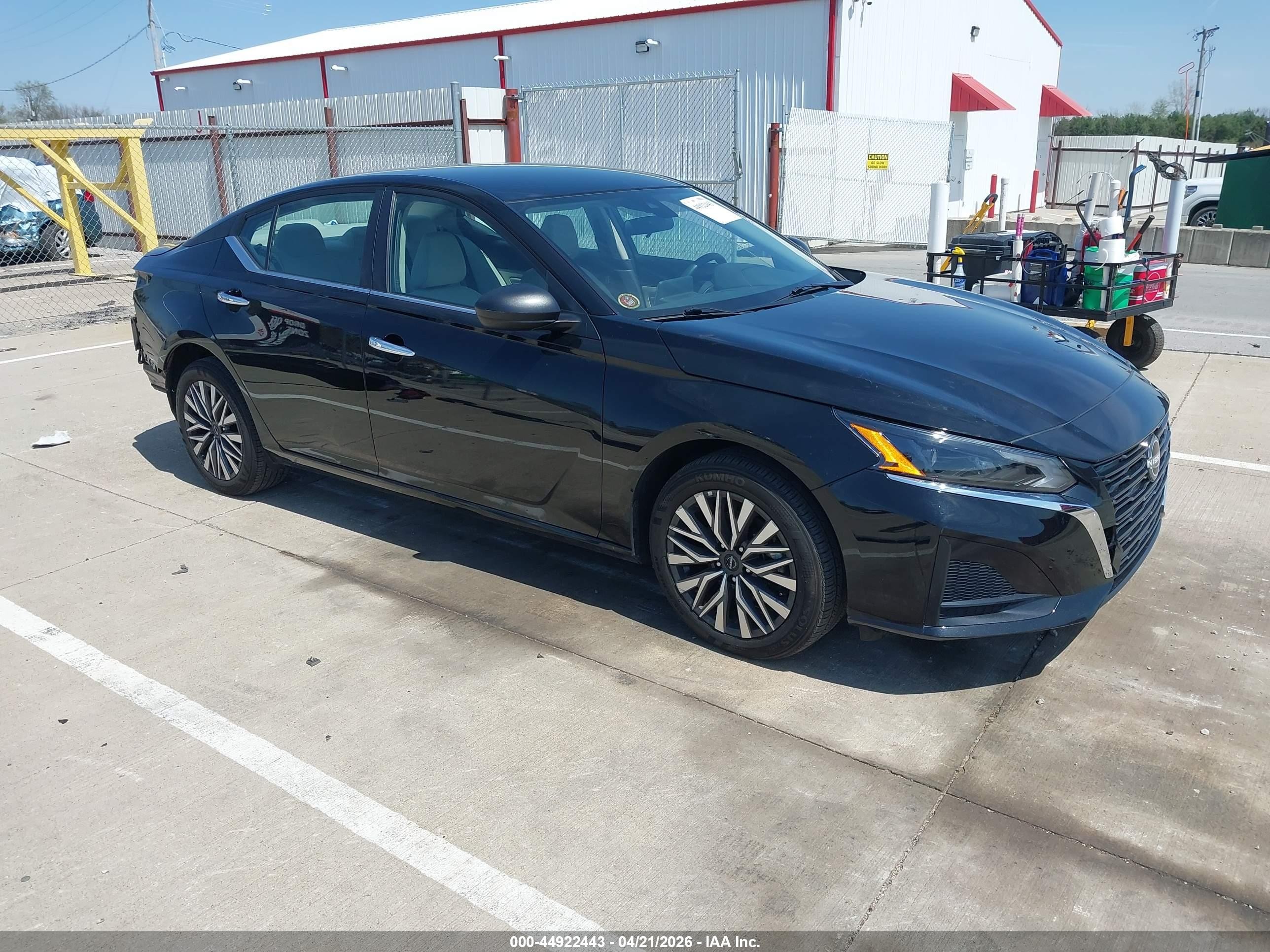 2025 Nissan Altima VIN 1N4BL4DV2SN316976 — IAAI salvage auction photo