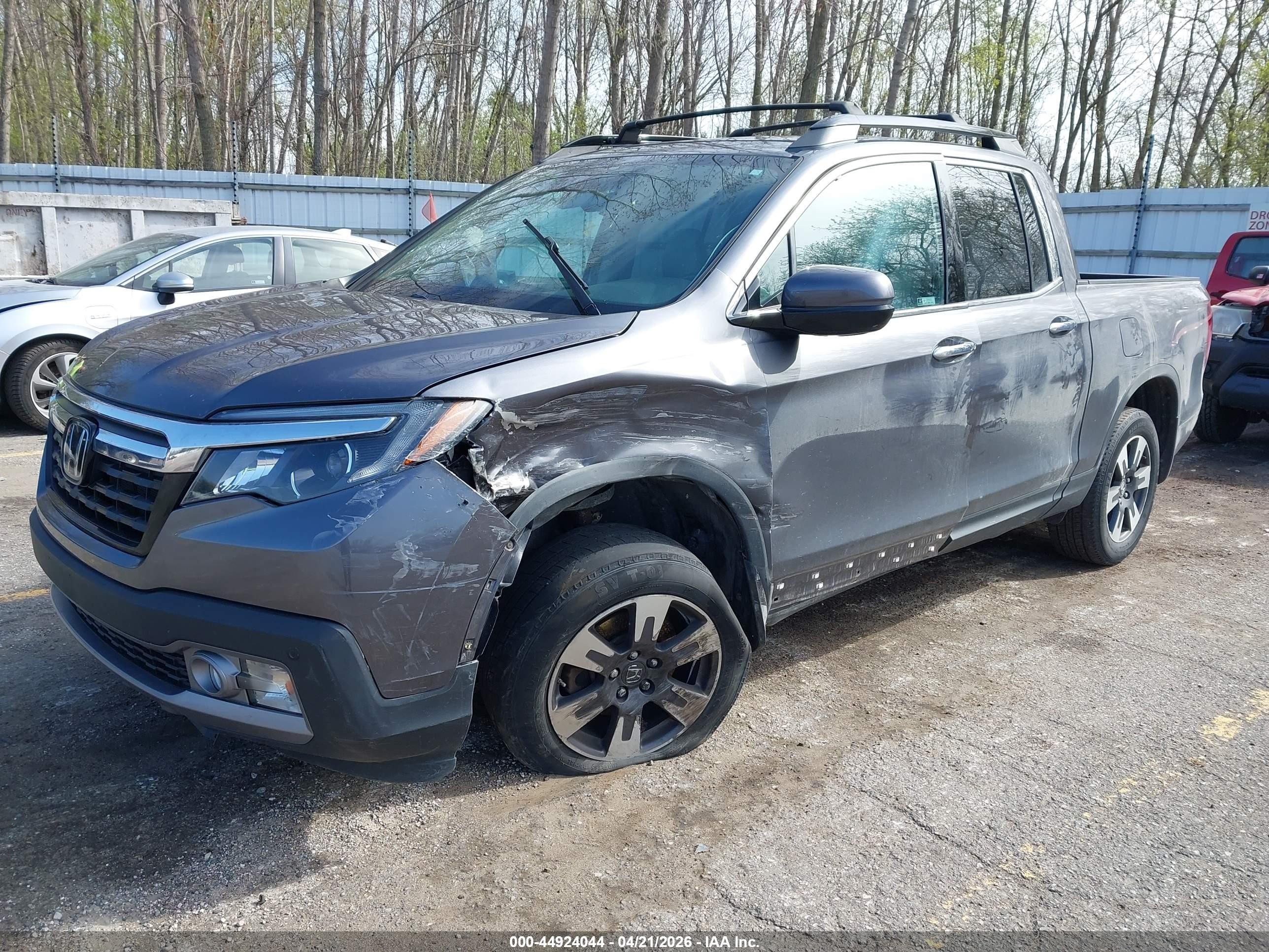 2019 Honda Ridgeline VIN 5FPYK3F71KB036682 IAAI salvage auction — Side, Clear (Michigan), sold $4,400 on 2026-06-29 (photo 2)