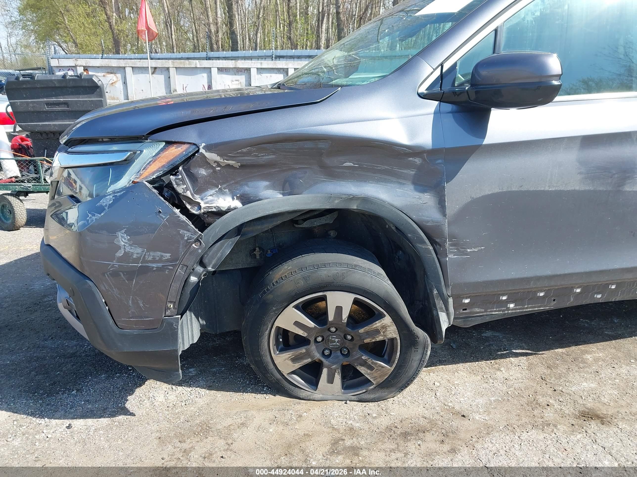 2019 Honda Ridgeline VIN 5FPYK3F71KB036682 IAAI salvage auction — Side, Clear (Michigan), sold $4,400 on 2026-06-29 (photo 6)