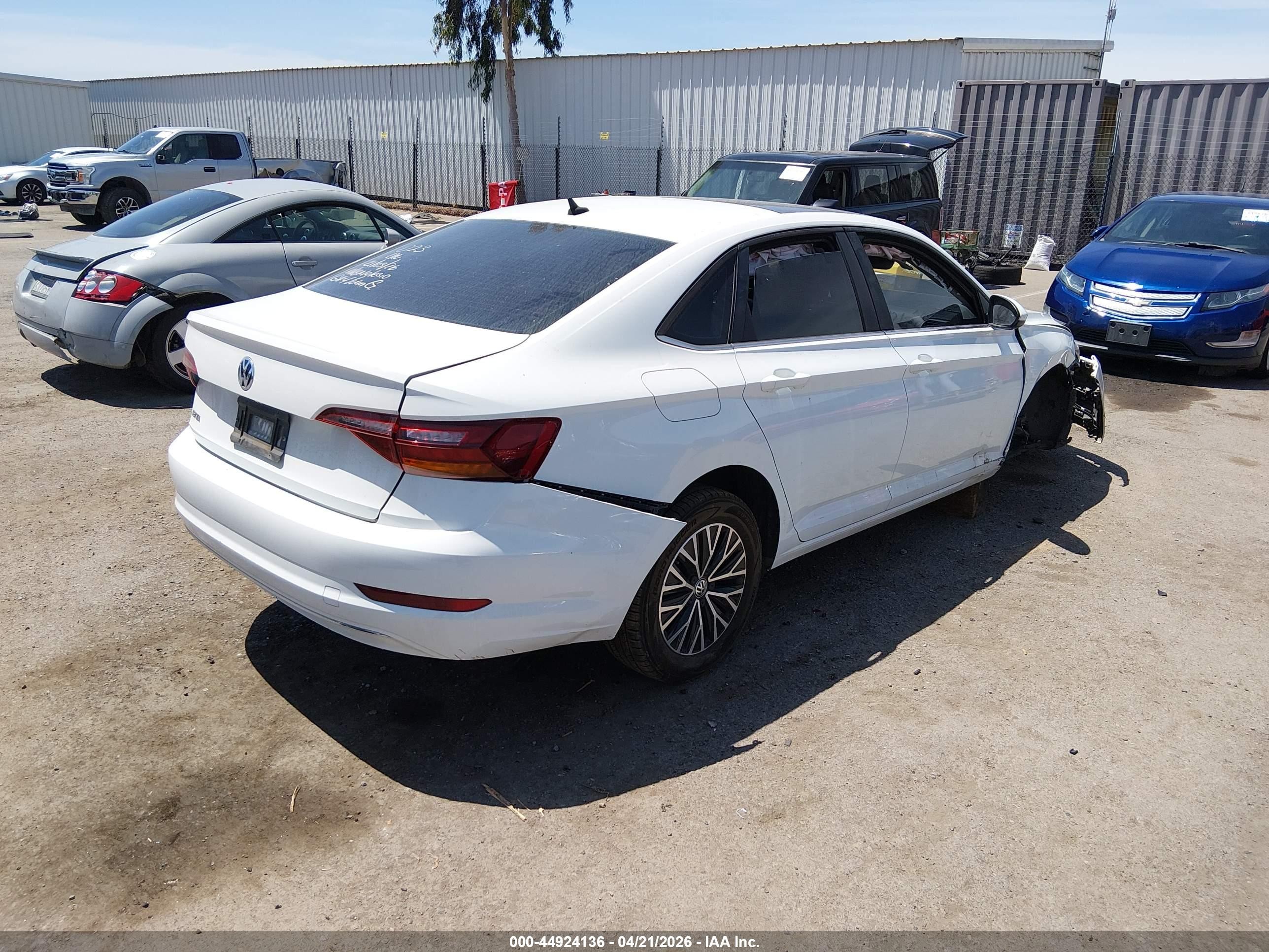 2019 Volkswagen Jetta VIN 3VWC57BU8KM084816 IAAI salvage auction — Front End, Salvage (California), sold $2,750 on 2026-09-11 (photo 4)