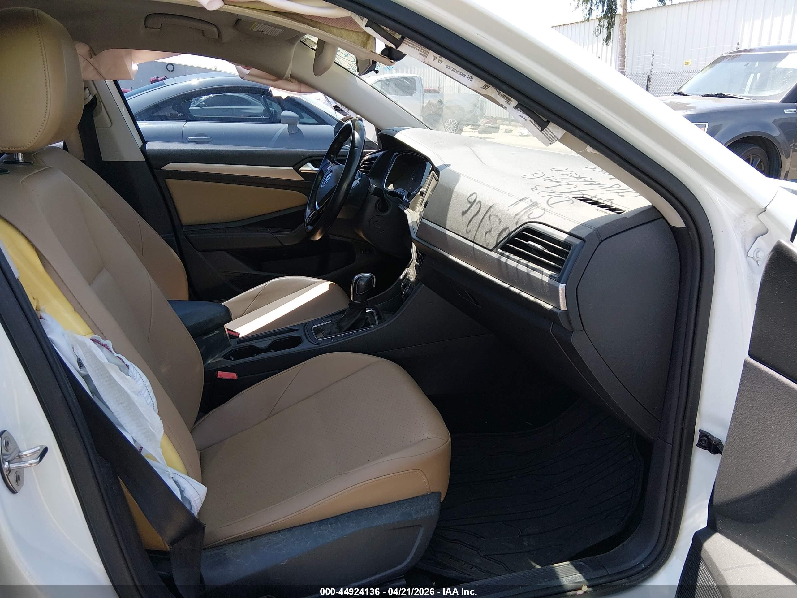 2019 Volkswagen Jetta VIN 3VWC57BU8KM084816 IAAI salvage auction — Front End, Salvage (California), sold $2,750 on 2026-09-11 (photo 5)