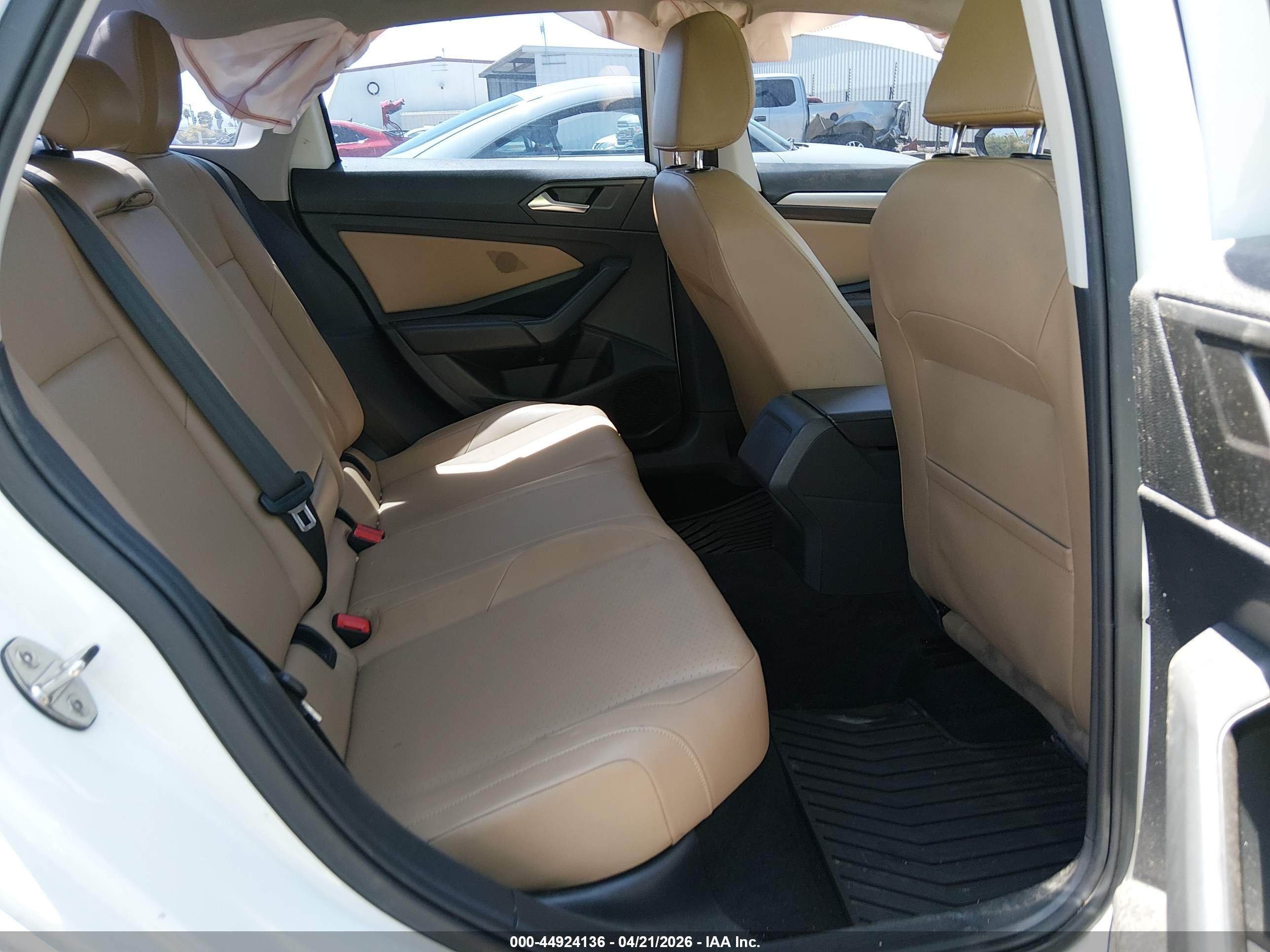 2019 Volkswagen Jetta VIN 3VWC57BU8KM084816 IAAI salvage auction — Front End, Salvage (California), sold $2,750 on 2026-09-11 (photo 8)