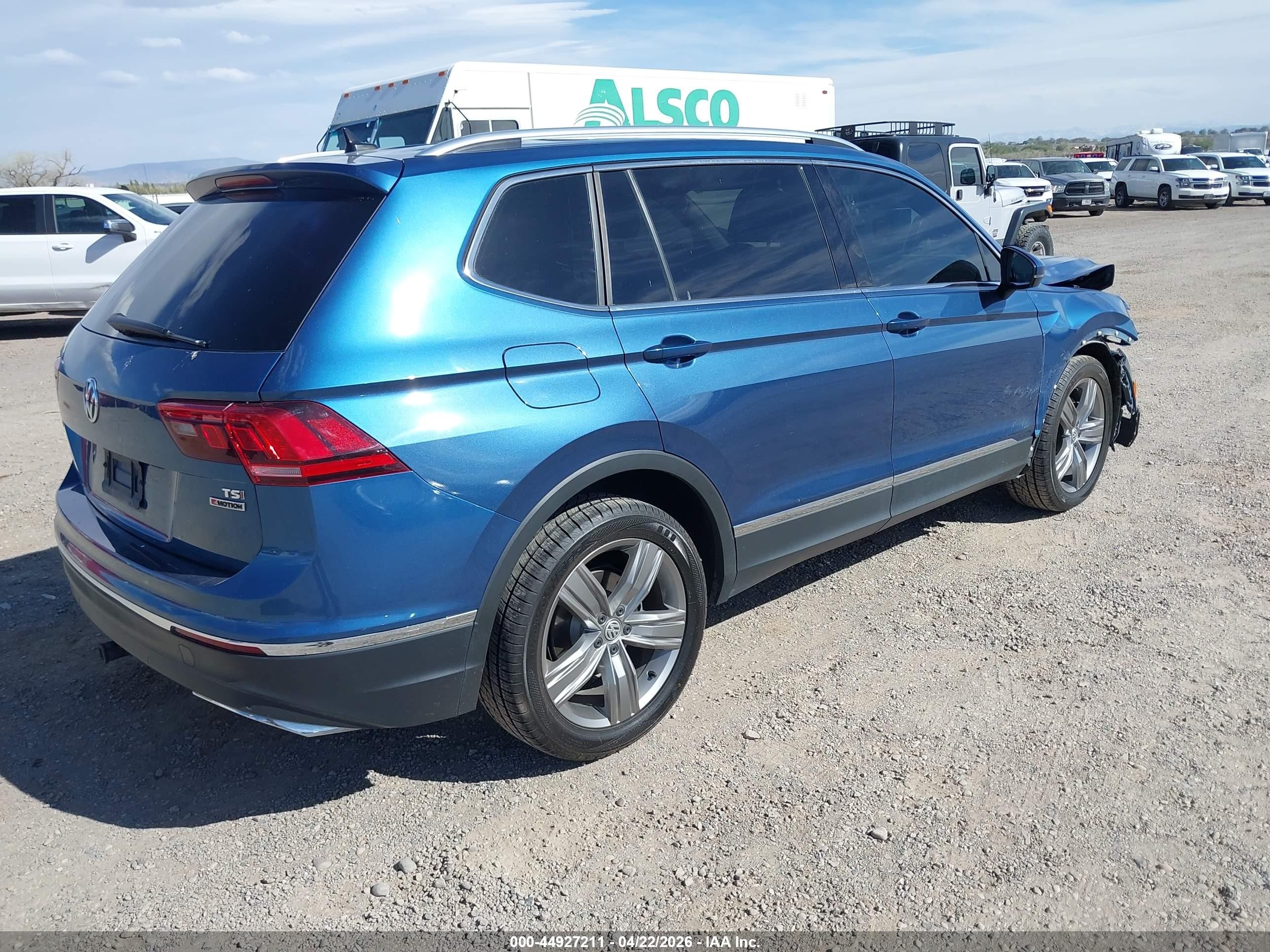 2018 Volkswagen Tiguan VIN 3VV4B7AX8JM029648 IAAI salvage auction — Front End, Salvage (Idaho), sold $3,550 on 2026-09-26 (photo 4)