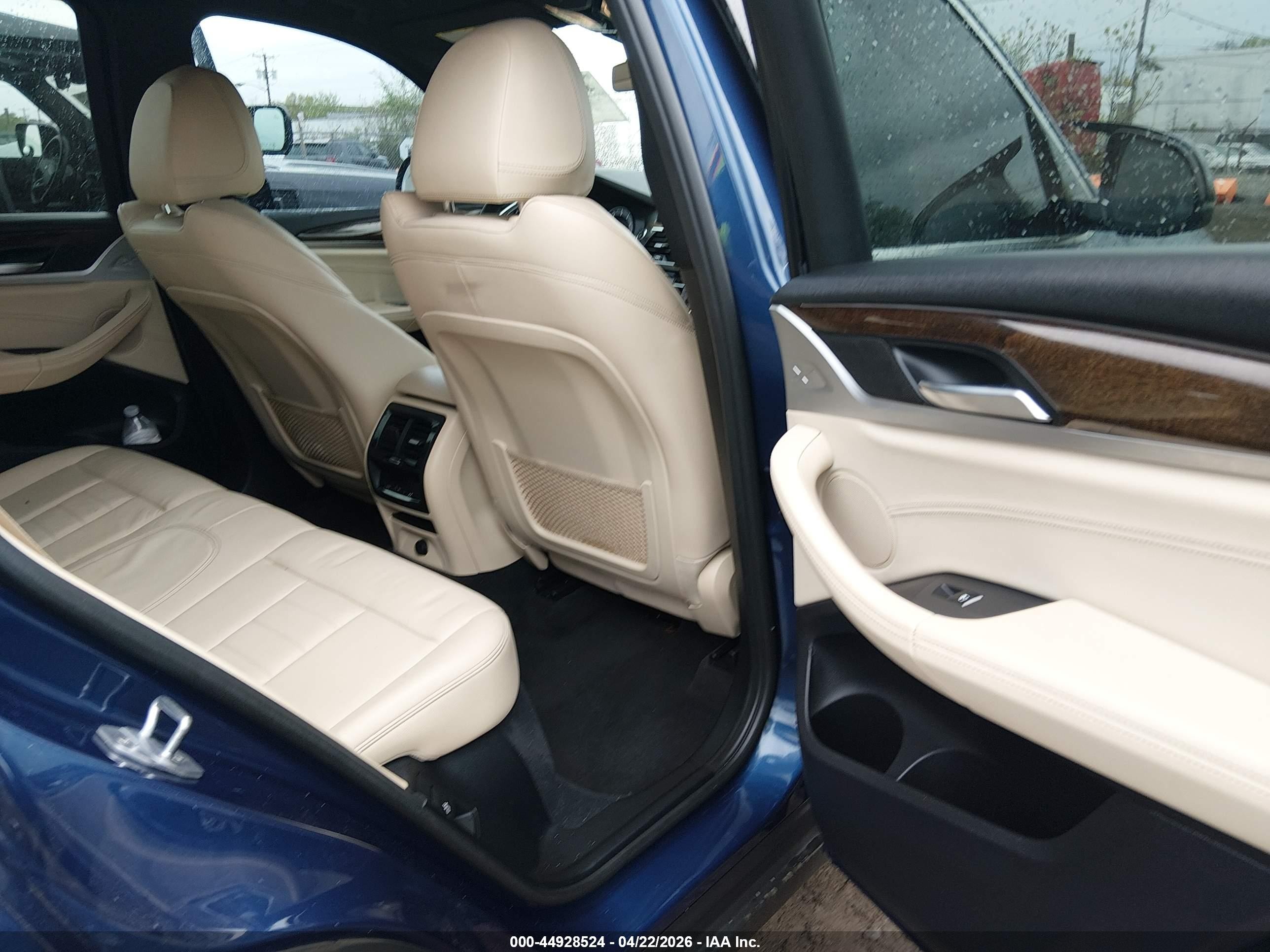 2019 BMW X3 VIN 5UXTR9C52KLE12292 IAAI salvage auction — Rear End, Salvage (New Jersey), sold $9,550 on 2026-09-10 (photo 8)