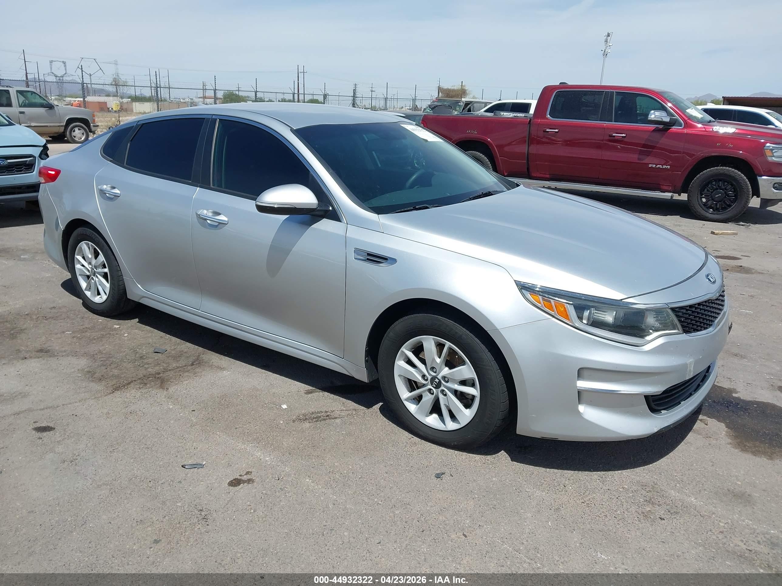 2016 Kia Optima VIN 5XXGT4L35GG078091 IAAI salvage auction — Unknown, Salvage (Arizona), sold $1,450 on 2026-07-09 (photo 1)