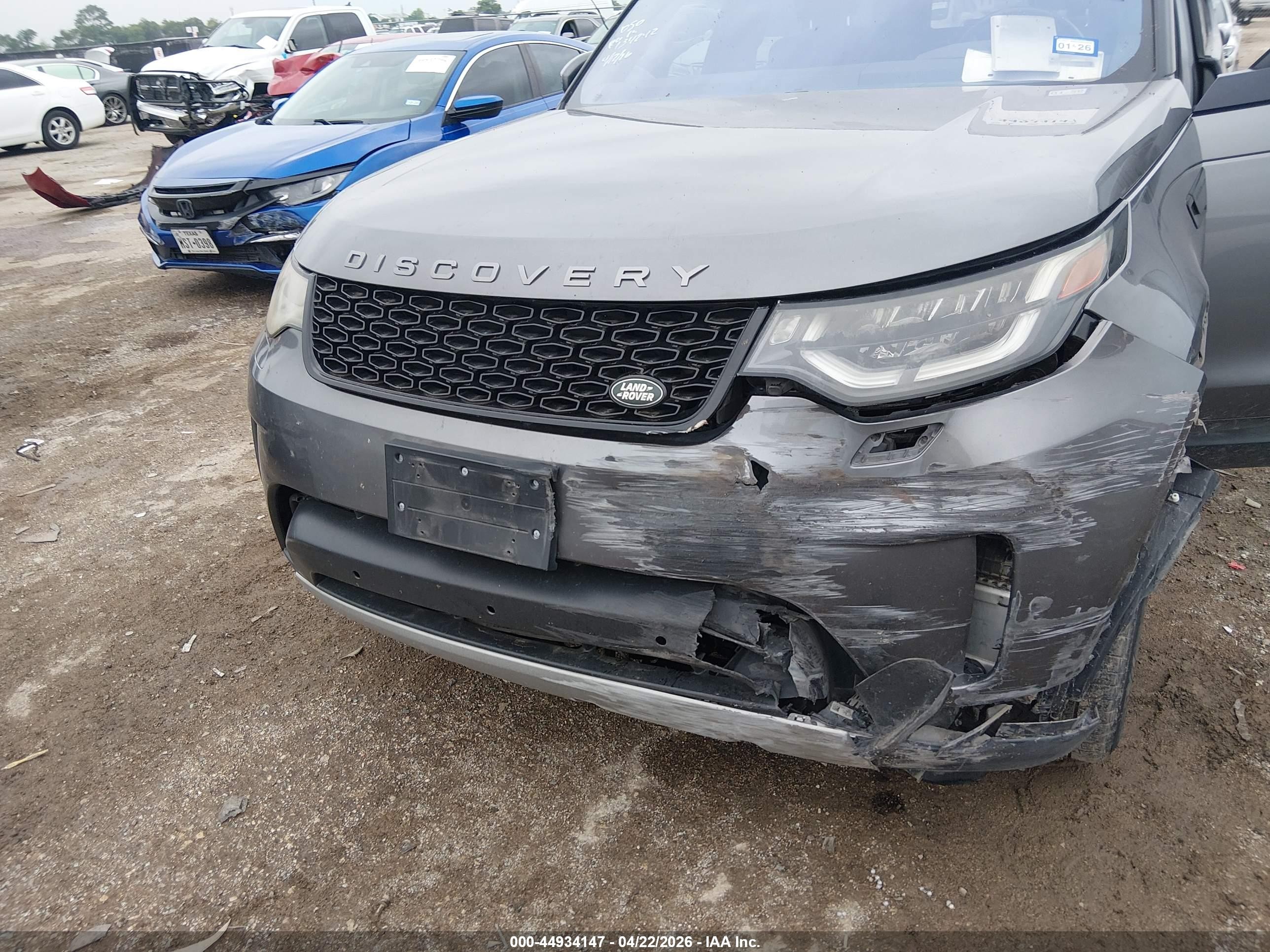 2017 Land Rover Discovery VIN SALRRBBK2HA013242 IAAI salvage auction — Front End, Original (Texas), sold $4,550 on 2026-06-30 (photo 6)
