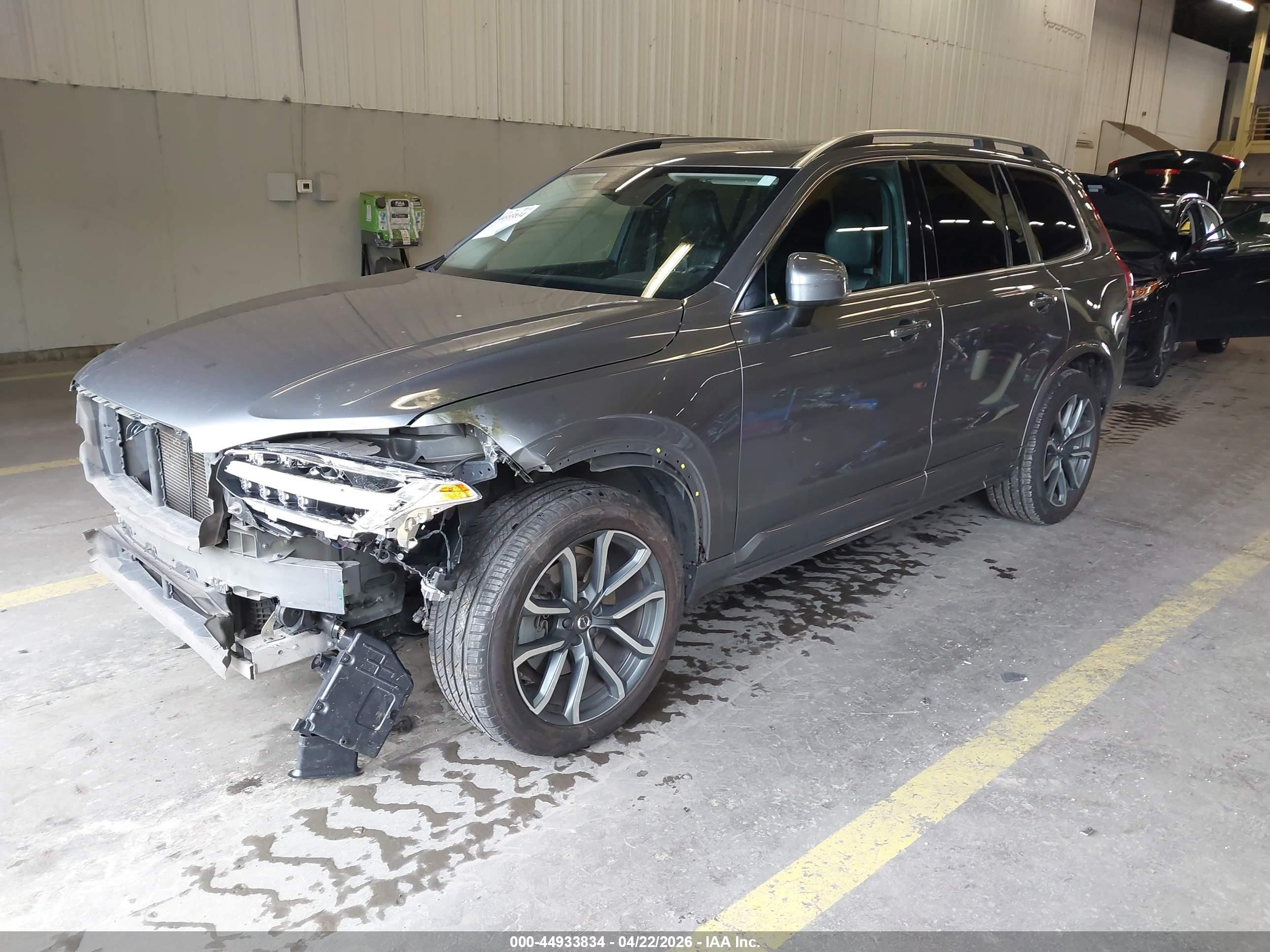 2017 Volvo XC90 VIN YV4A22PK8H1121315 IAAI salvage auction — Front End, Salvage (Oregon), sold $5,150 on 2026-07-09 (photo 2)