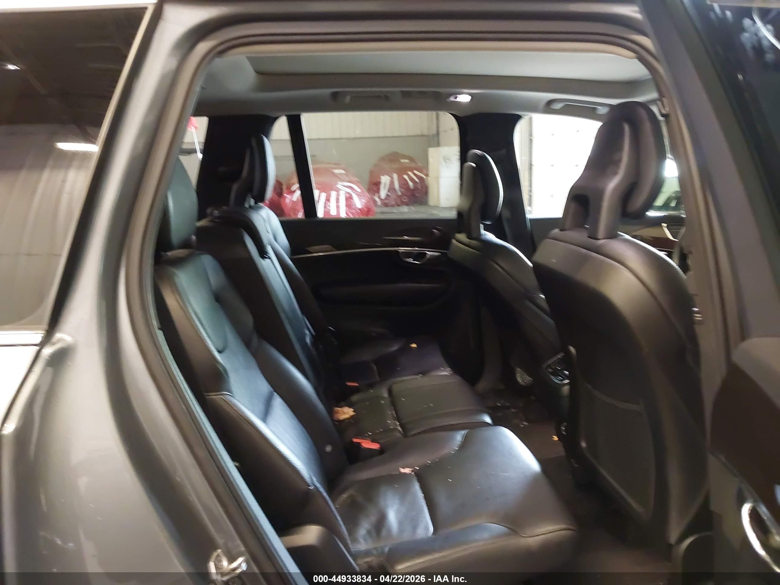 2017 Volvo XC90 VIN YV4A22PK8H1121315 IAAI salvage auction — Front End, Salvage (Oregon), sold $5,150 on 2026-07-09 (photo 8)