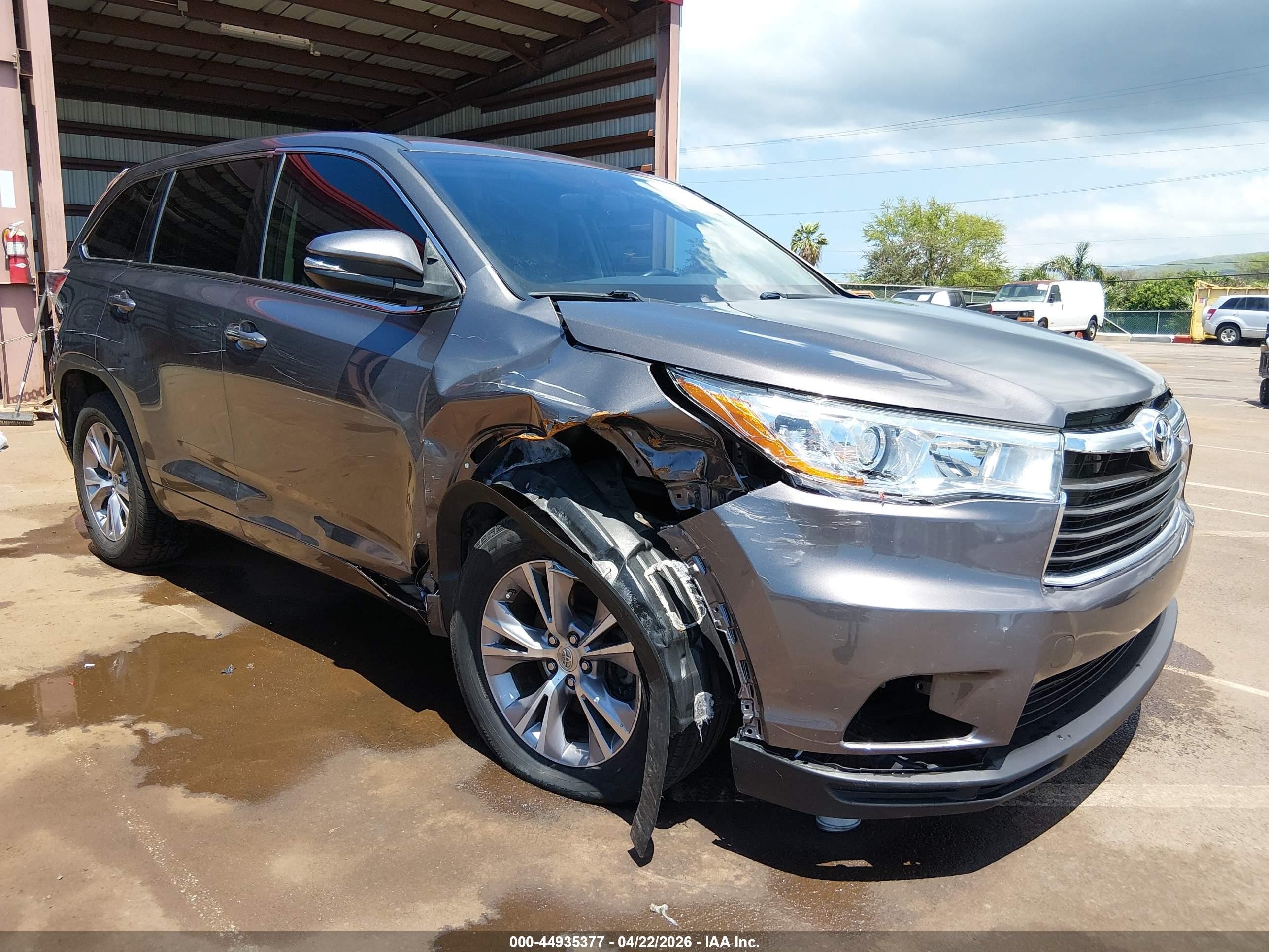 2015 Toyota Highlander VIN 5TDZKRFH3FS072707 IAAI salvage auction — Unknown, Clear (Hawaii), sold $2,600 on 2026-07-12 (photo 6)