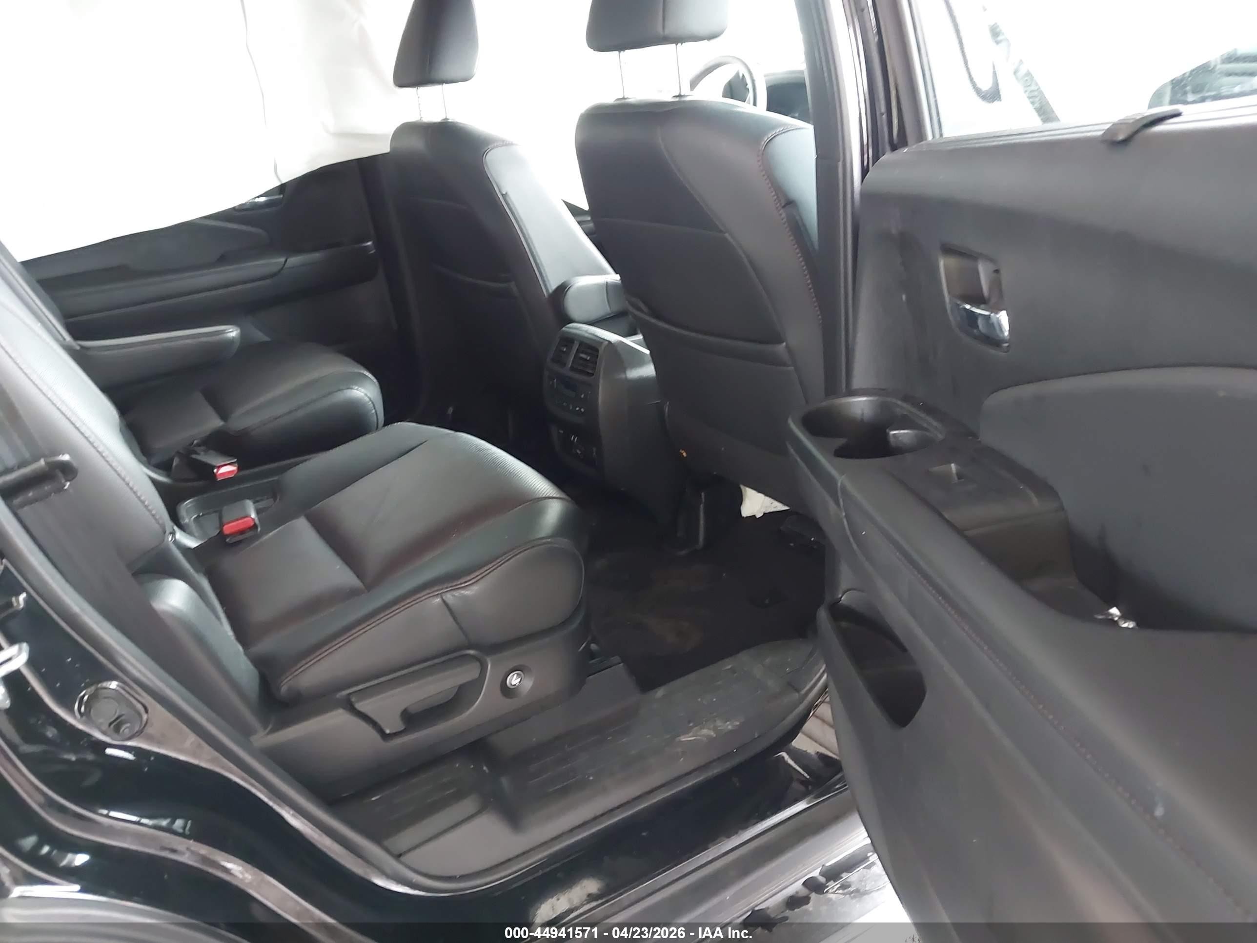 2022 Honda Pilot VIN 5FNYF6H73NB082255 IAAI salvage auction — Front End, Original (Texas), sold $11,400 on 2026-07-10 (photo 8)