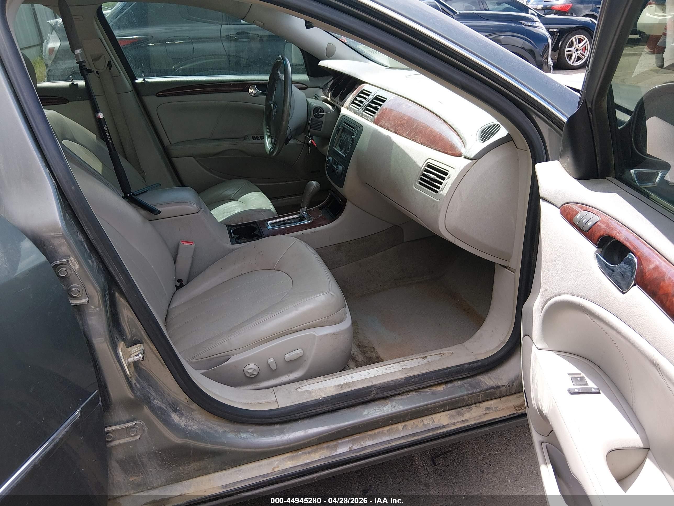 2007 Buick Lucerne VIN 1G4HE57Y17U170136 IAAI salvage auction — Rear End, Salvage (Utah), sold $275 on 2026-07-09 (photo 5)