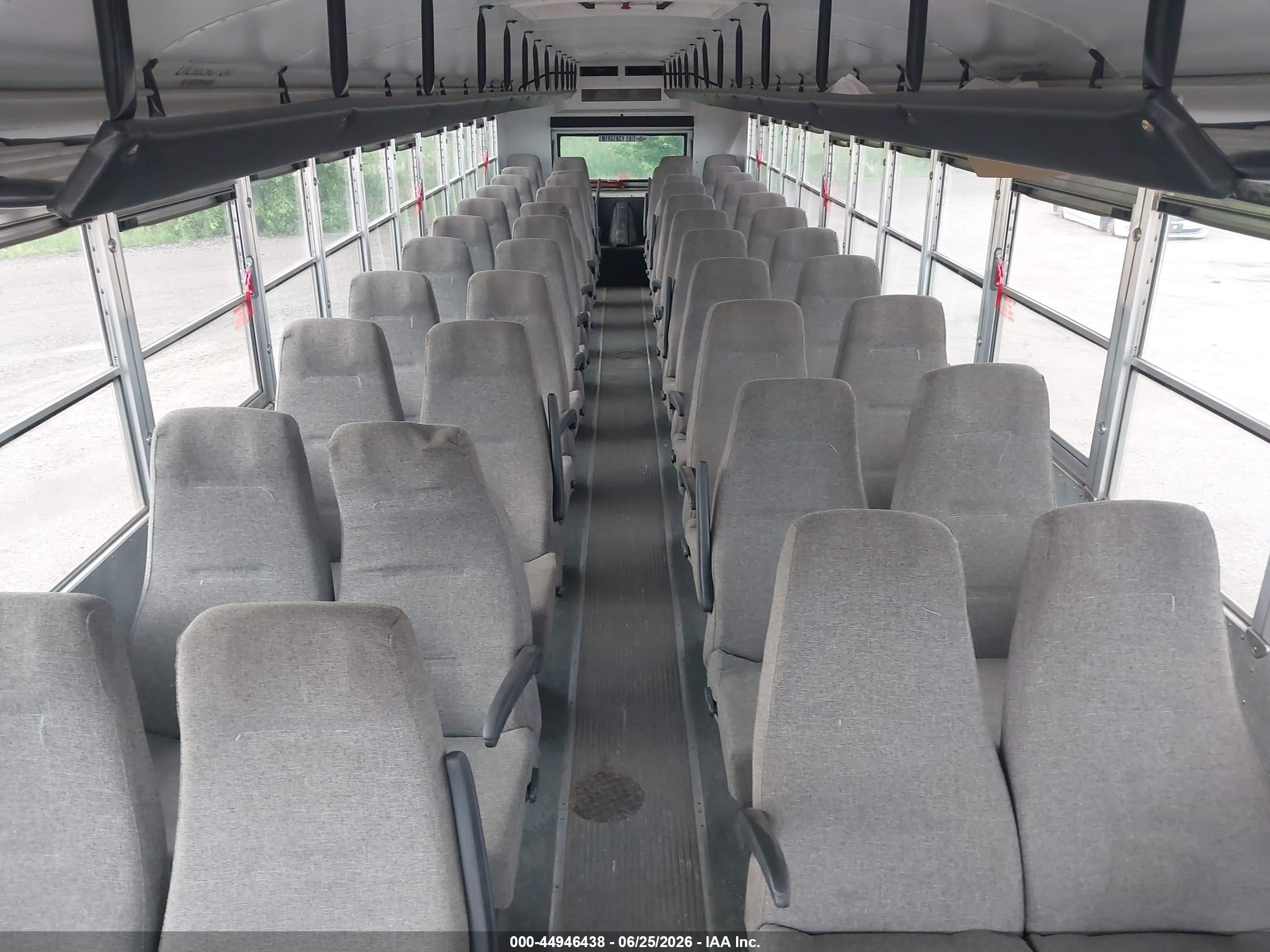 2015 Blue Bird School Bus / Transit Bus VIN 1BABNBPA3FF311037 IAAI salvage auction — Normal Wear, SF97 (North Dakota), sold $13,650 on 2026-07-09 (photo 8)