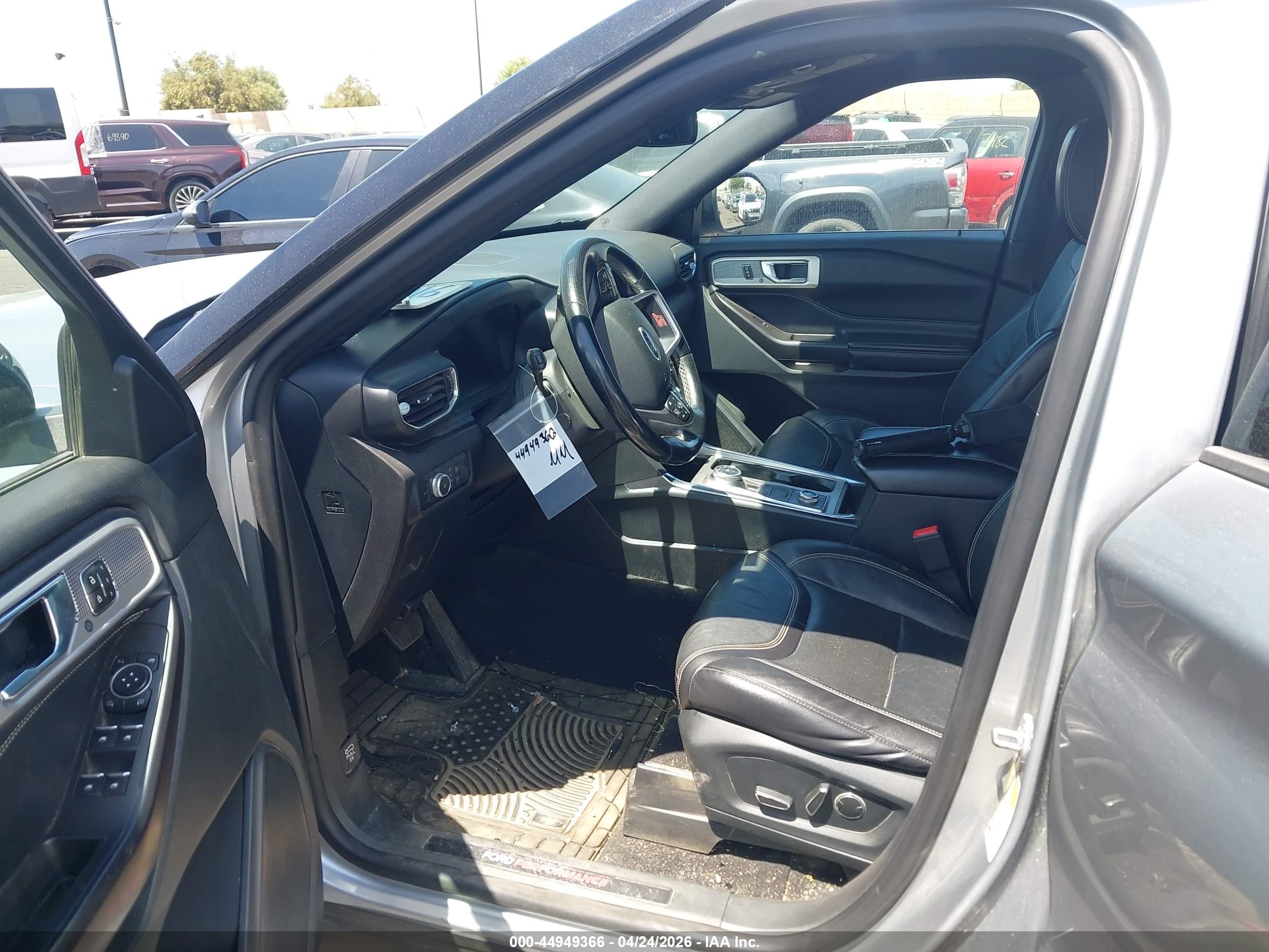 2020 Ford Explorer VIN 1FM5K8GC4LGB21927 IAAI salvage auction — Rear End, Salvage Certificate (California), sold $8,450 on 2026-07-10 (photo 5)