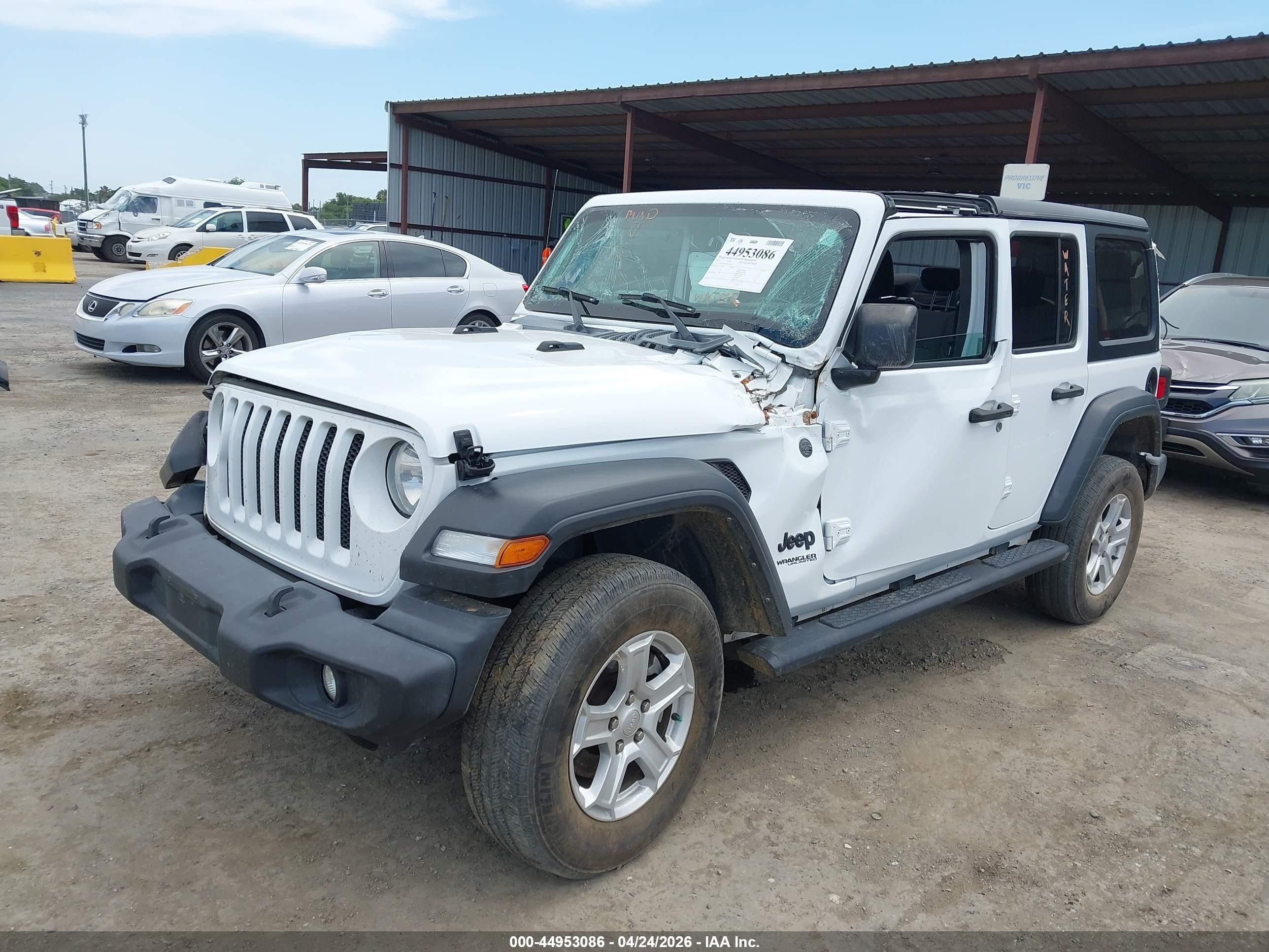 2022 Jeep Wrangler Unlimited VIN 1C4HJXDGXNW240774 IAAI salvage auction — Front & Rear, Salvage (California), sold $5,675 on 2026-07-09 (photo 2)