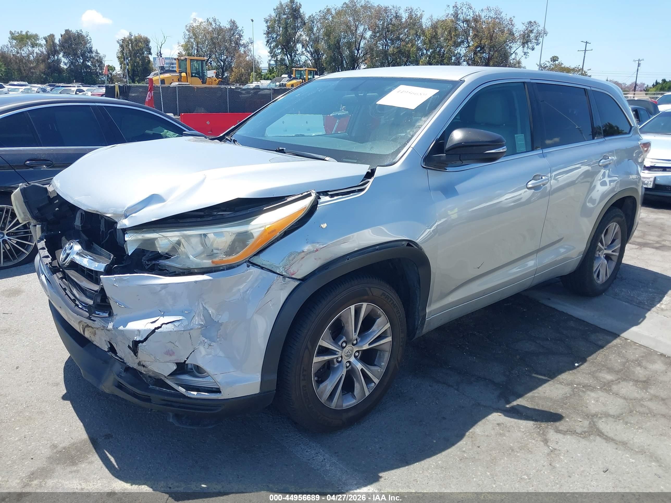 2014 Toyota Highlander VIN 5TDZKRFH6ES032975 IAAI salvage auction — Front End, Salvage (California), sold $4,300 on 2026-07-09 (photo 2)