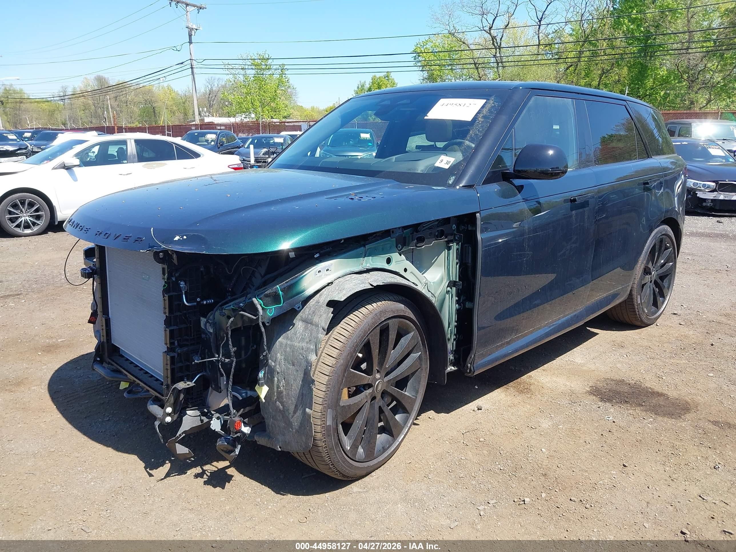 2025 Land Rover Range Rover Sport VIN SAL1L9FU7SA603155 IAAI salvage auction — Front End, Salvage (Idaho), sold $45,750 on 2026-07-10 (photo 6)