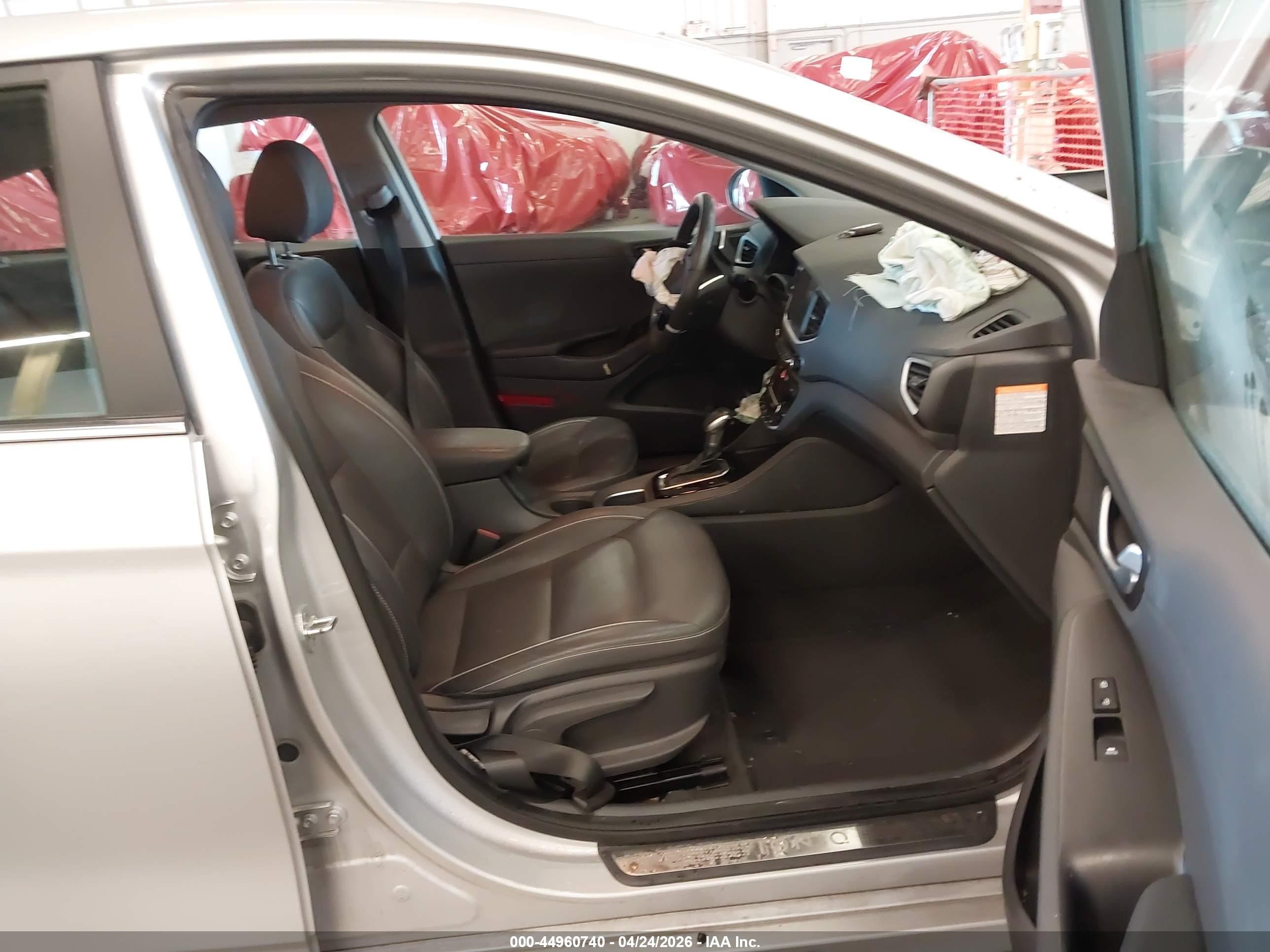 2019 Hyundai Ioniq Hybrid VIN KMHC75LD2KU159808 IAAI salvage auction — Front End, Salvage (Oregon), sold $1,050 on 2026-07-09 (photo 5)