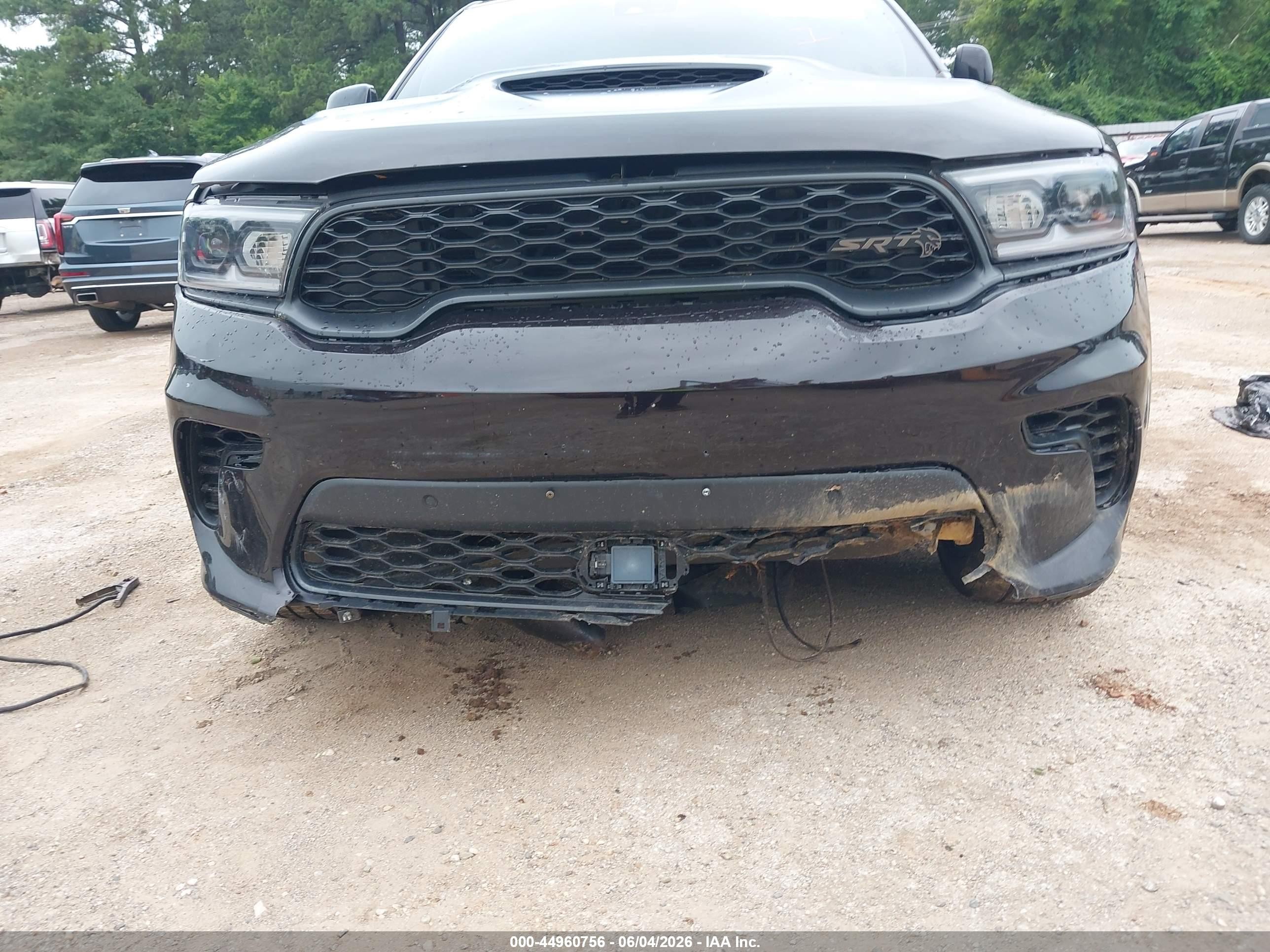 2025 Dodge Durango VIN 1C4SDJH97SC551890 IAAI salvage auction — Front & Rear, Salvage (Massachusetts), sold $33,000 on 2026-09-02 (photo 6)