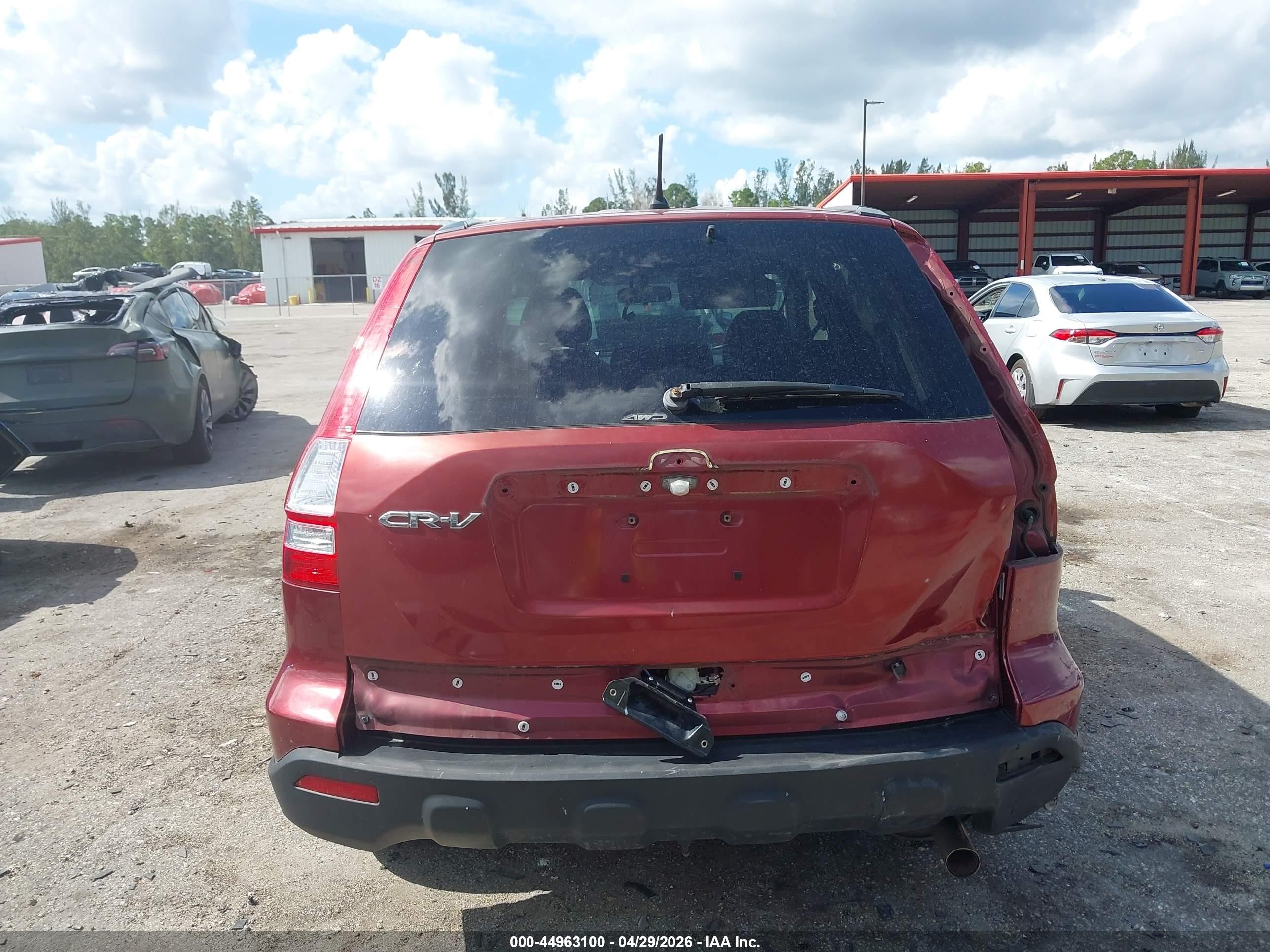 2007 Honda CR-V VIN JHLRE48597C025460 IAAI salvage auction — Rear End, Rebuildable (Florida), sold $1,900 on 2026-07-09 (photo 6)