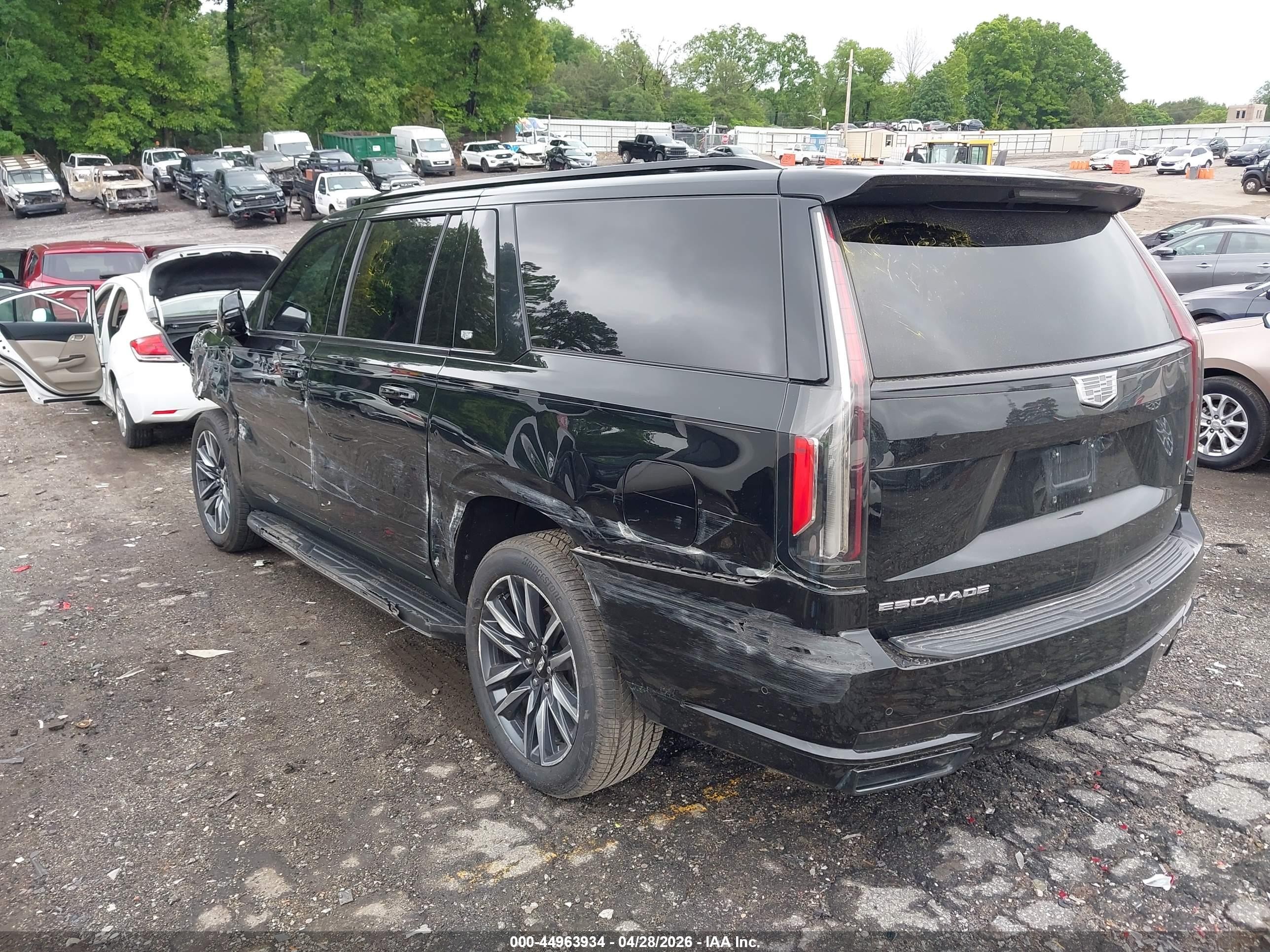 2022 Cadillac Escalade VIN 1GYS3NKL0NR217100 IAAI salvage auction — Front End, Salvage (Georgia), sold $20,650 on 2026-08-26 (photo 3)