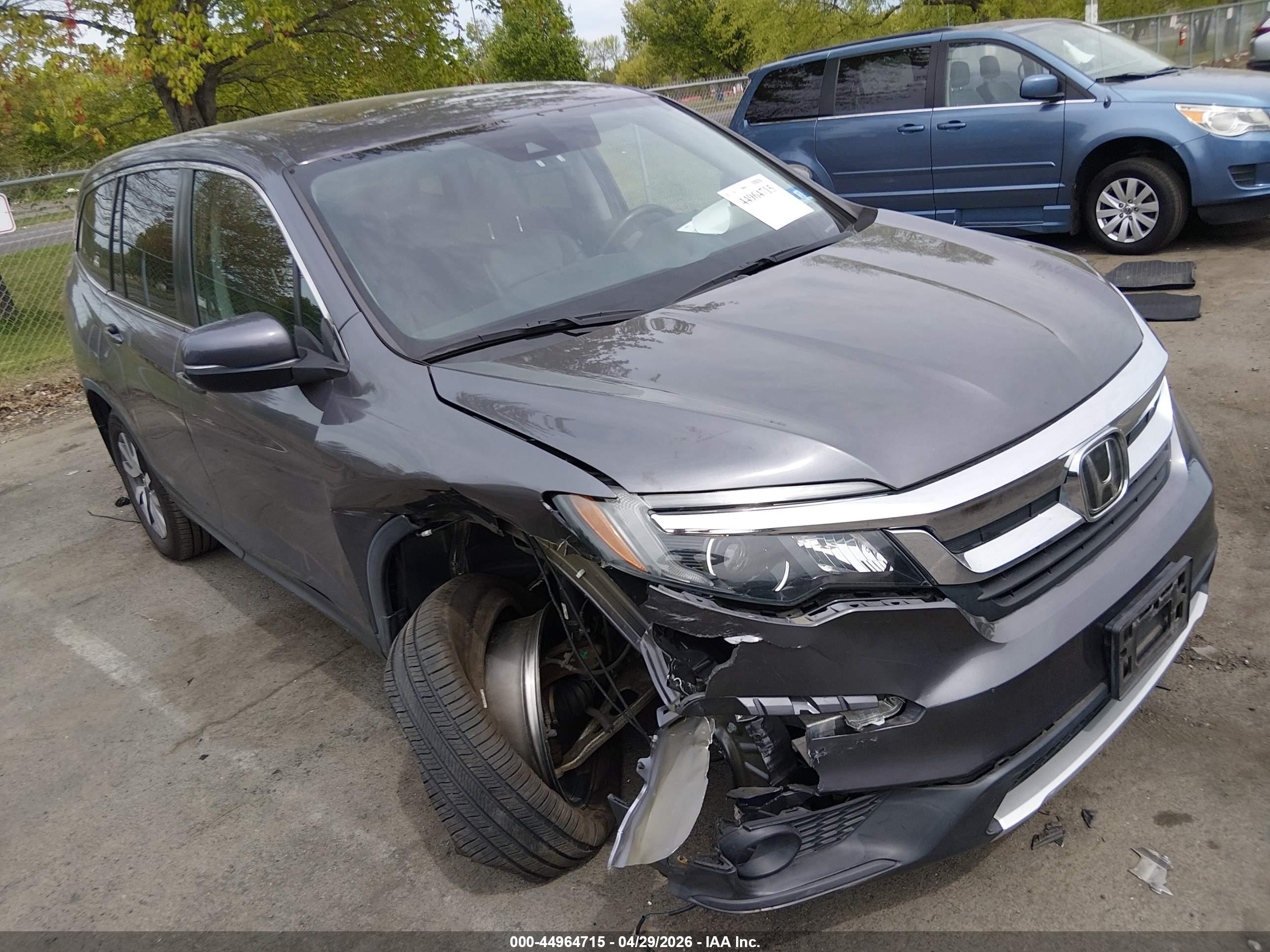 2020 Honda Pilot VIN 5FNYF6H54LB024330 IAAI salvage auction — Unknown, Salvage (New Jersey), sold $8,700 on 2026-10-14 (photo 1)