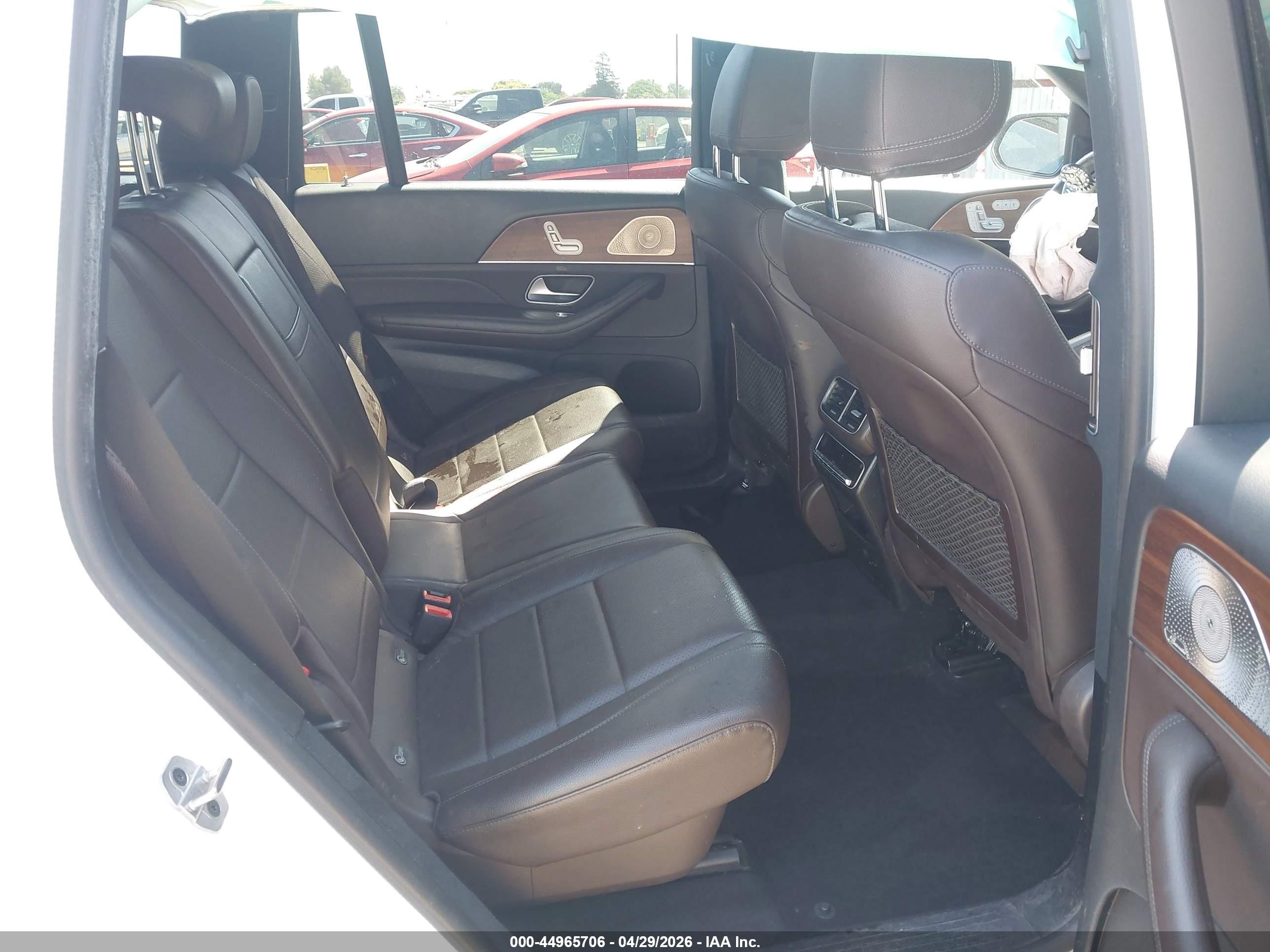 2021 Mercedes-Benz GLS-Class VIN 4JGFF5KE8MA460632 IAAI salvage auction — Unknown, Salvage (California), sold $14,550 on 2026-07-09 (photo 8)