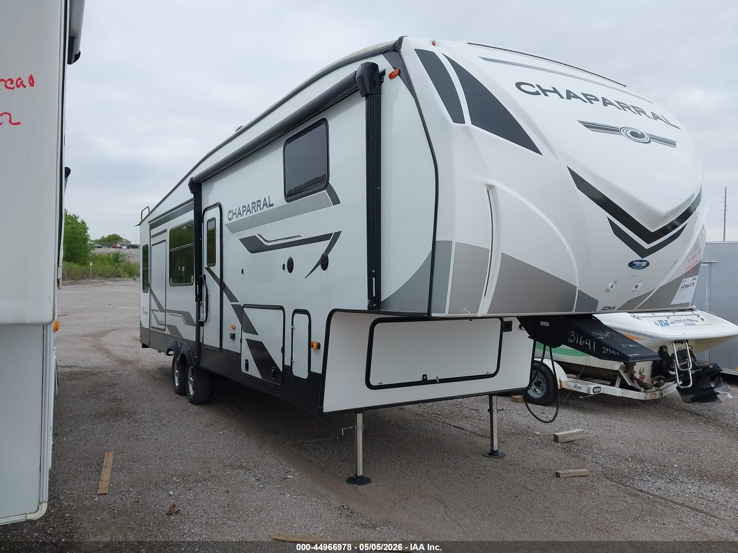 2024 Coachmen Chaparral VIN 5ZT3CHVBXRA331641 — IAAI salvage auction photo