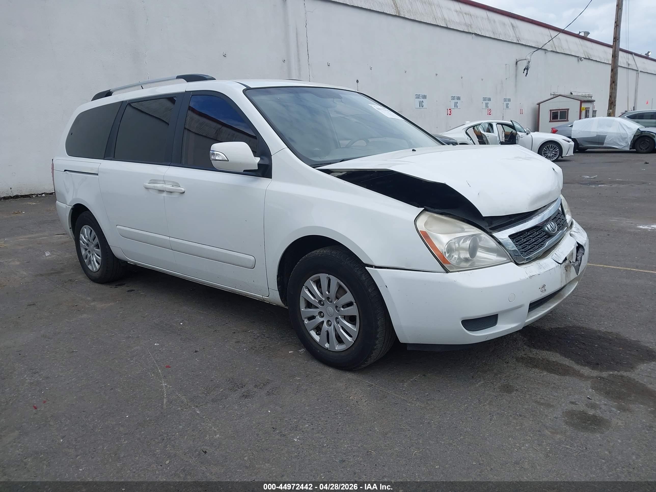 2011 Kia Sedona VIN KNDMG4C76B6366154 IAAI salvage auction — Front End, Salvage (Oregon), sold $300 on 2026-07-09 (photo 1)