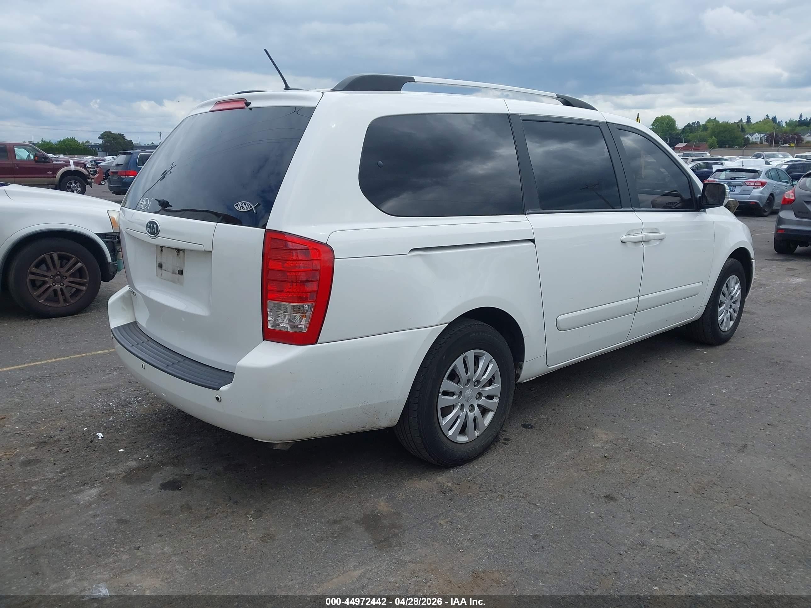 2011 Kia Sedona VIN KNDMG4C76B6366154 IAAI salvage auction — Front End, Salvage (Oregon), sold $300 on 2026-07-09 (photo 4)