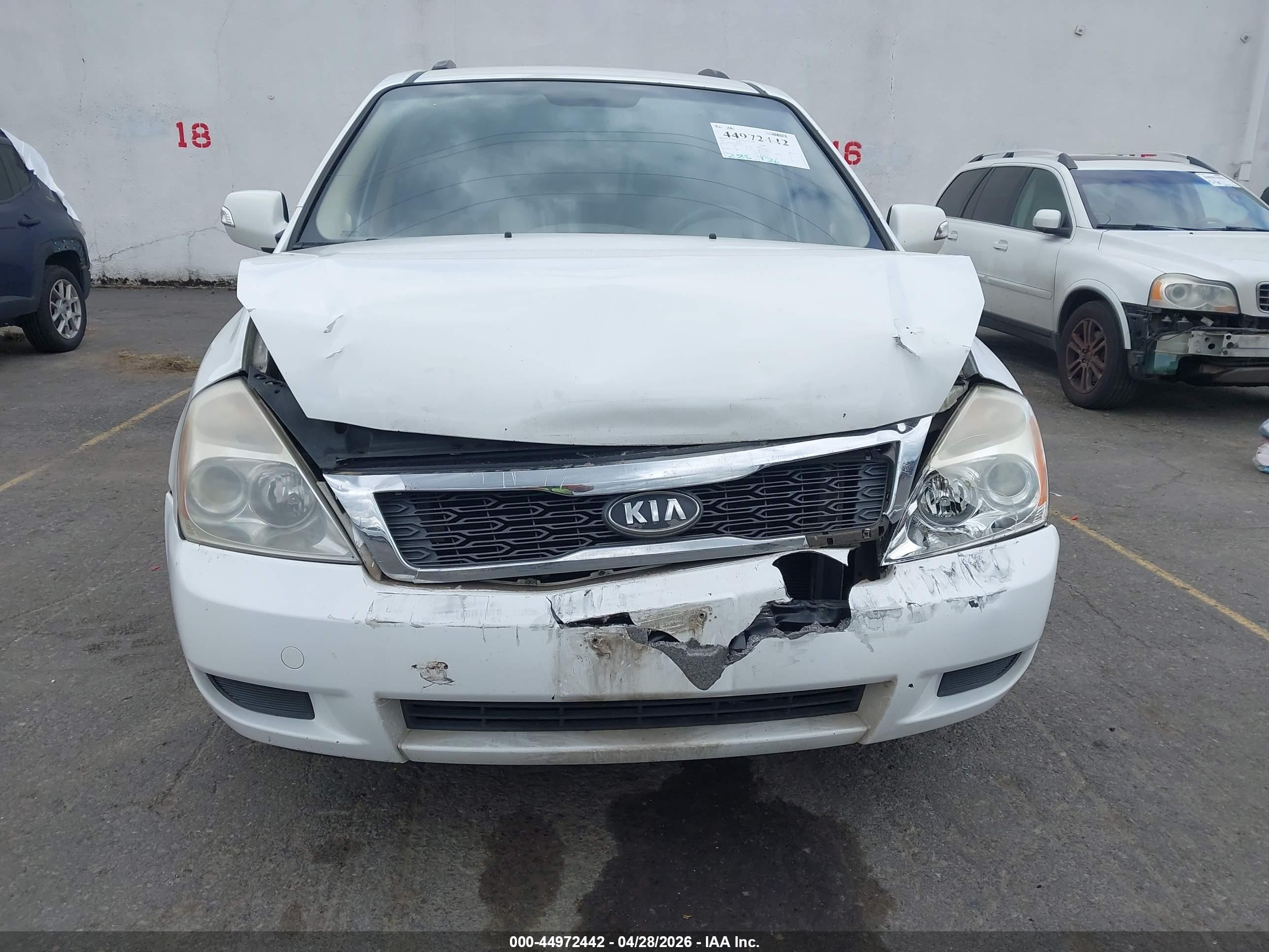 2011 Kia Sedona VIN KNDMG4C76B6366154 IAAI salvage auction — Front End, Salvage (Oregon), sold $300 on 2026-07-09 (photo 6)